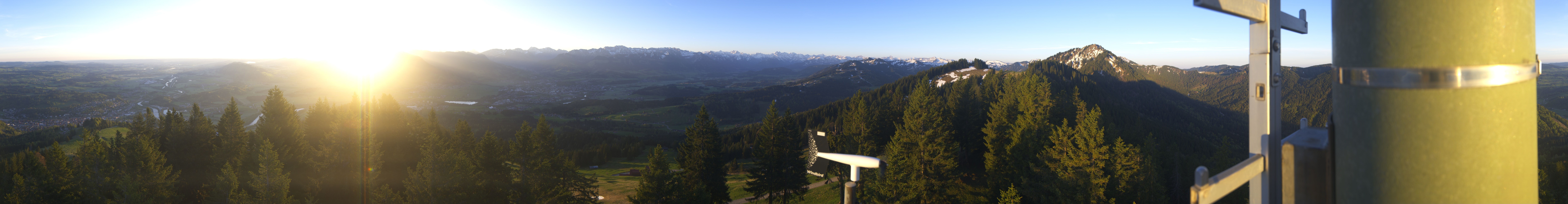 Archiv Foto Webcam Immenstadt: Panorama Bergstation Mittagbahn