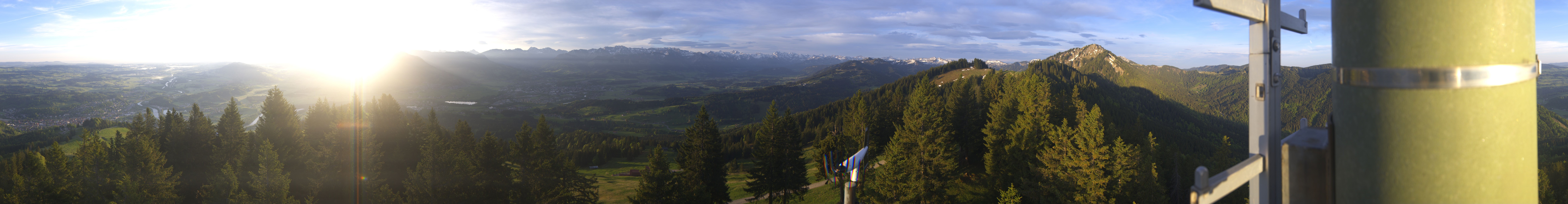 Archiv Foto Webcam Immenstadt: Panorama Bergstation Mittagbahn
