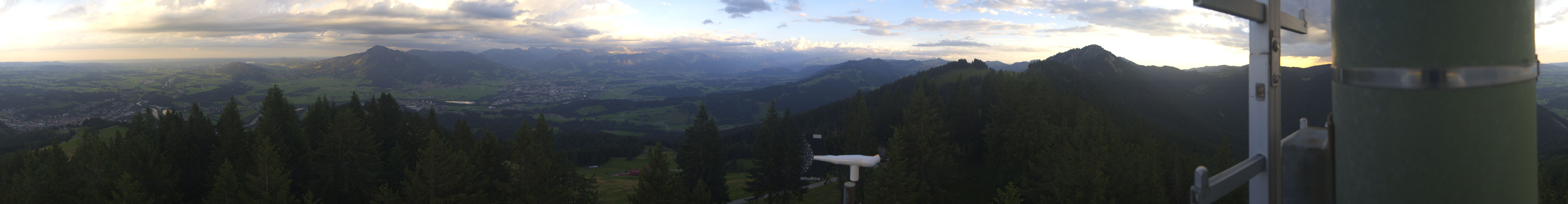 Archiv Foto Webcam Immenstadt: Panorama Bergstation Mittagbahn