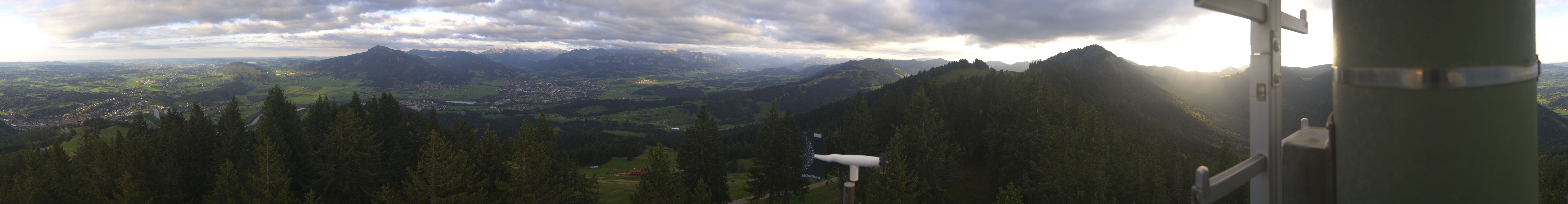 Archiv Foto Webcam Immenstadt: Panorama Bergstation Mittagbahn