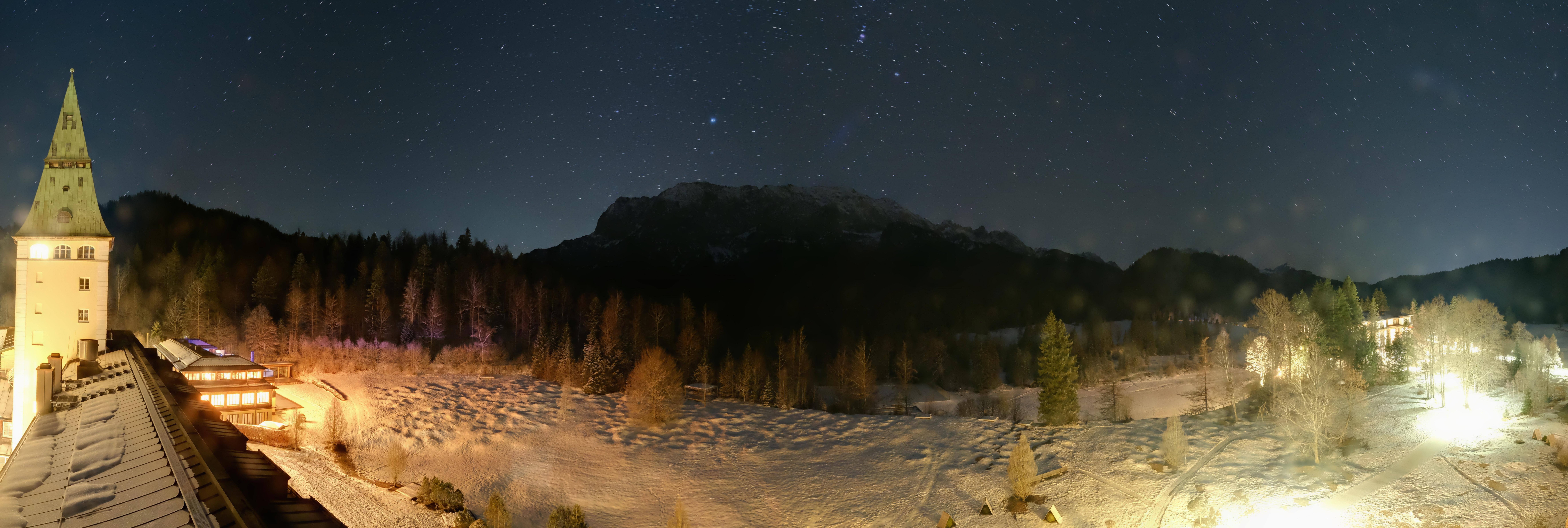 Archiv Foto Webcam Garmisch-Partenkirchen: Schloss Elmau