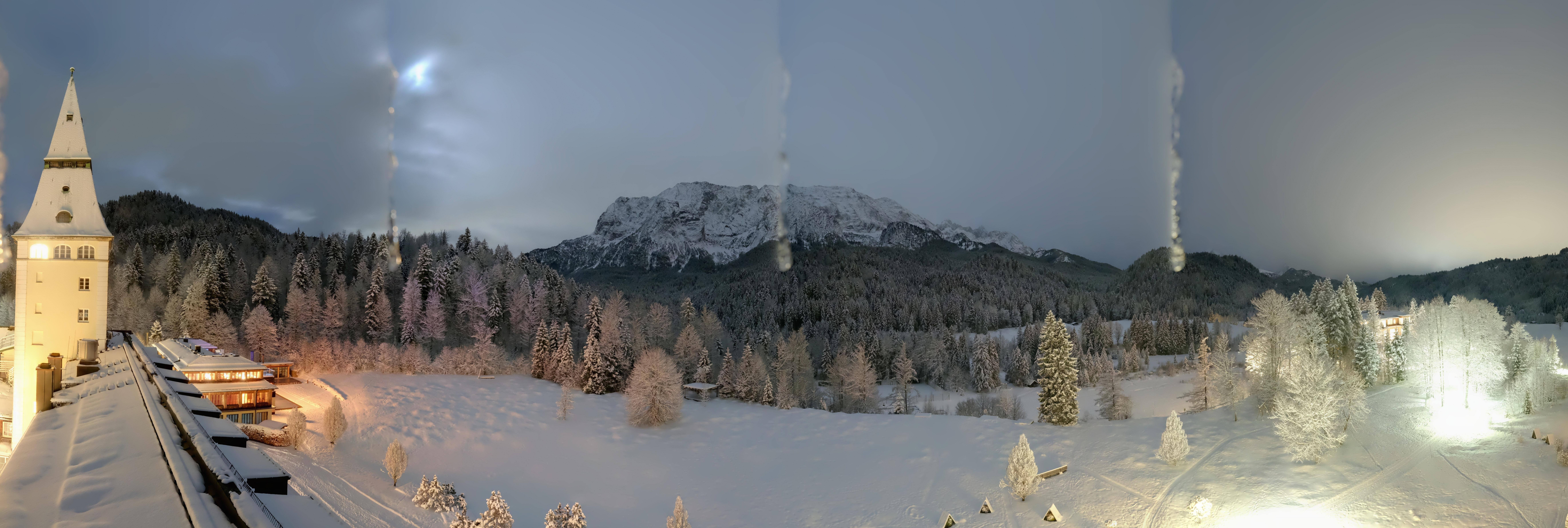 Archiv Foto Webcam Garmisch-Partenkirchen: Schloss Elmau