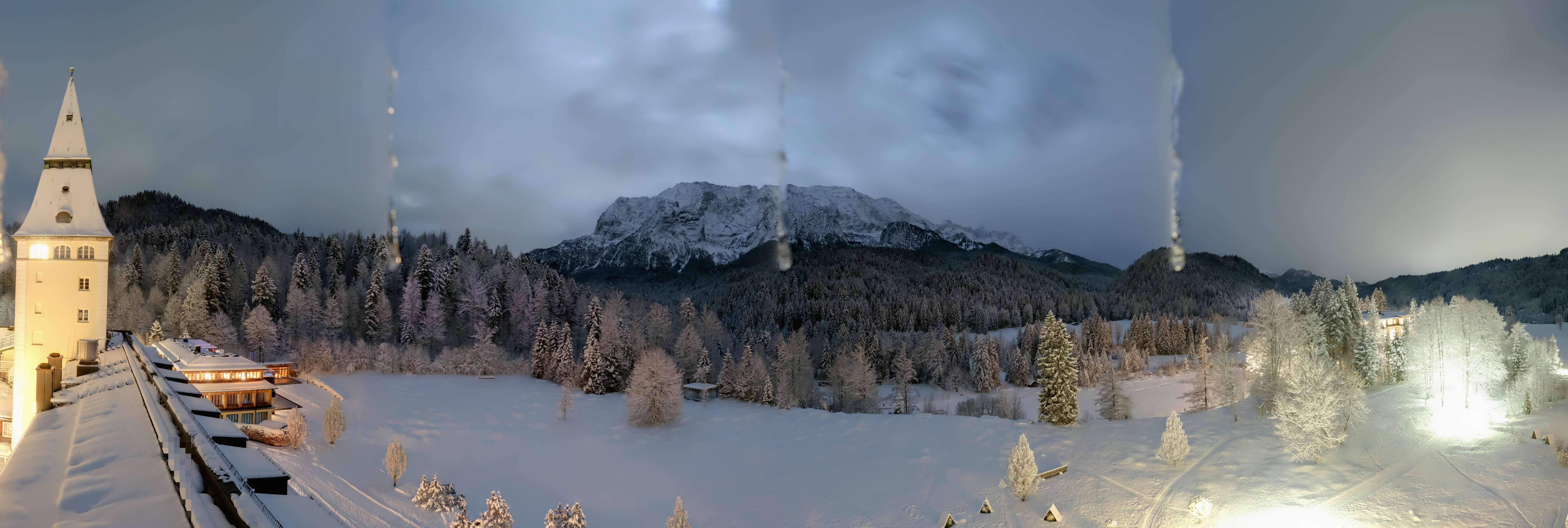 Archiv Foto Webcam Garmisch-Partenkirchen: Schloss Elmau
