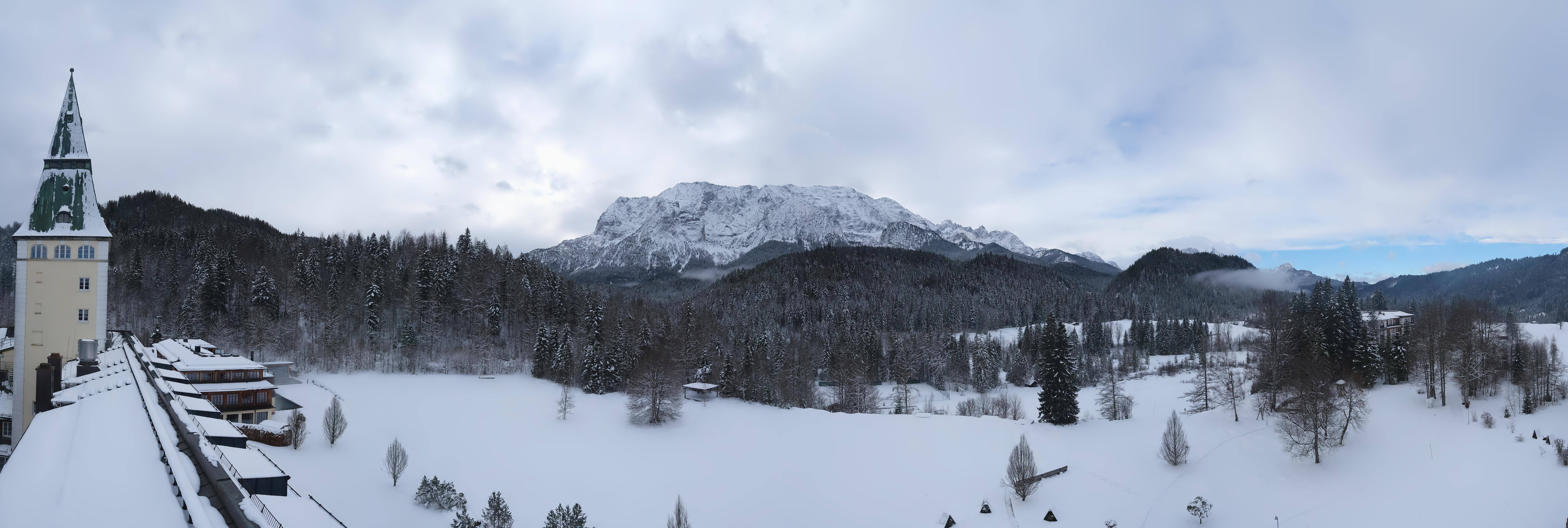 Archiv Foto Webcam Garmisch-Partenkirchen: Schloss Elmau