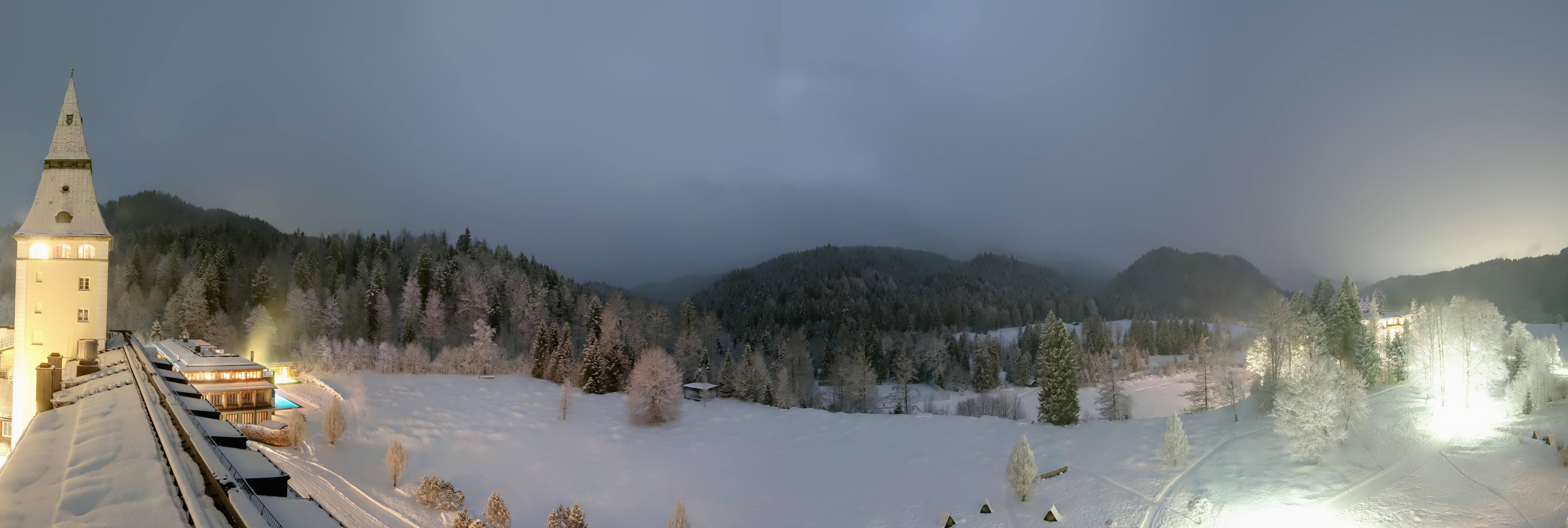 Archiv Foto Webcam Garmisch-Partenkirchen: Schloss Elmau