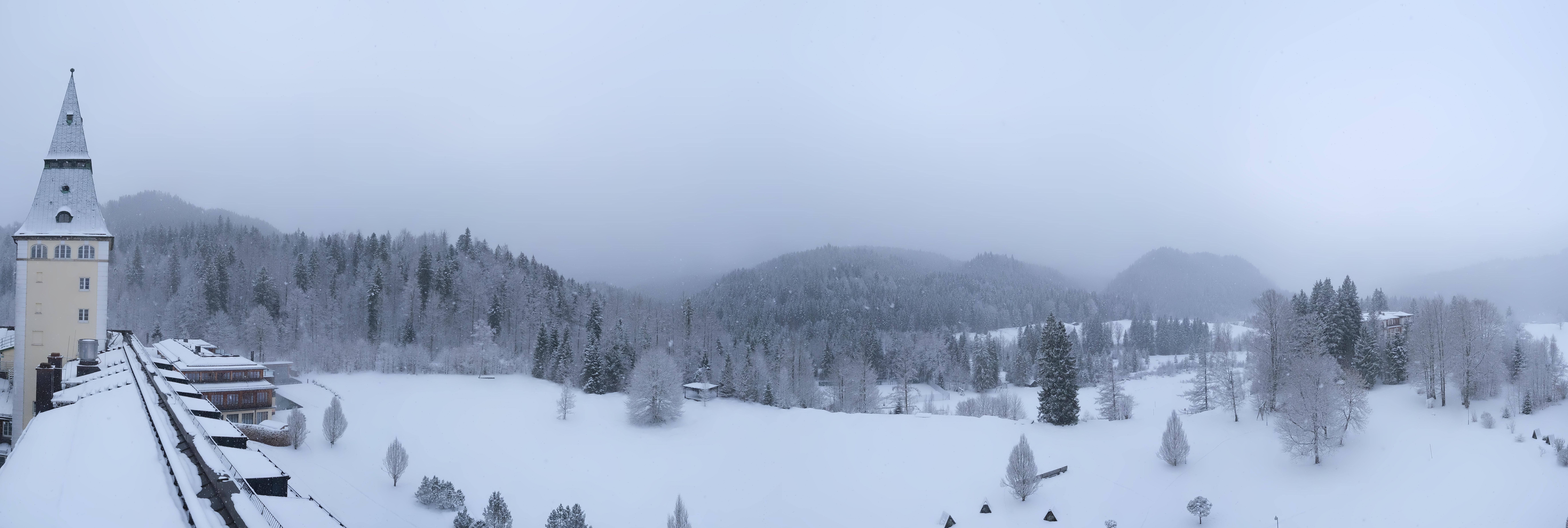 Archiv Foto Webcam Garmisch-Partenkirchen: Schloss Elmau