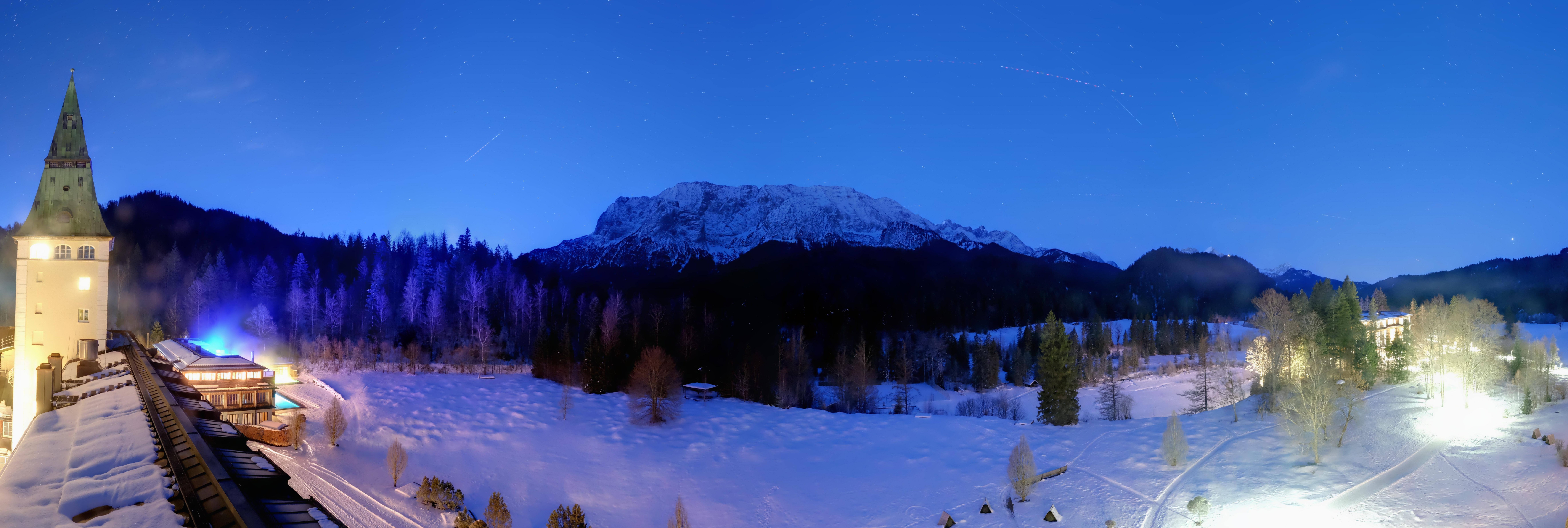 Archived image Webcam Schloss Elmau Luxury Spa Retreat