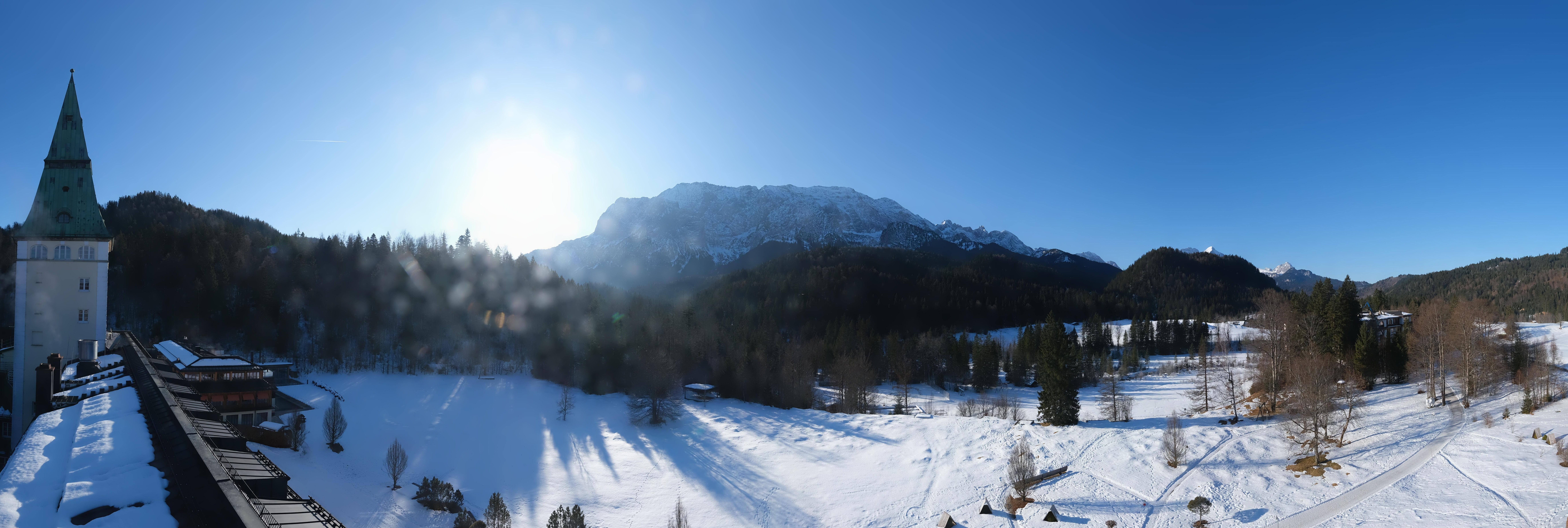 Archiv Foto Webcam Garmisch-Partenkirchen: Schloss Elmau