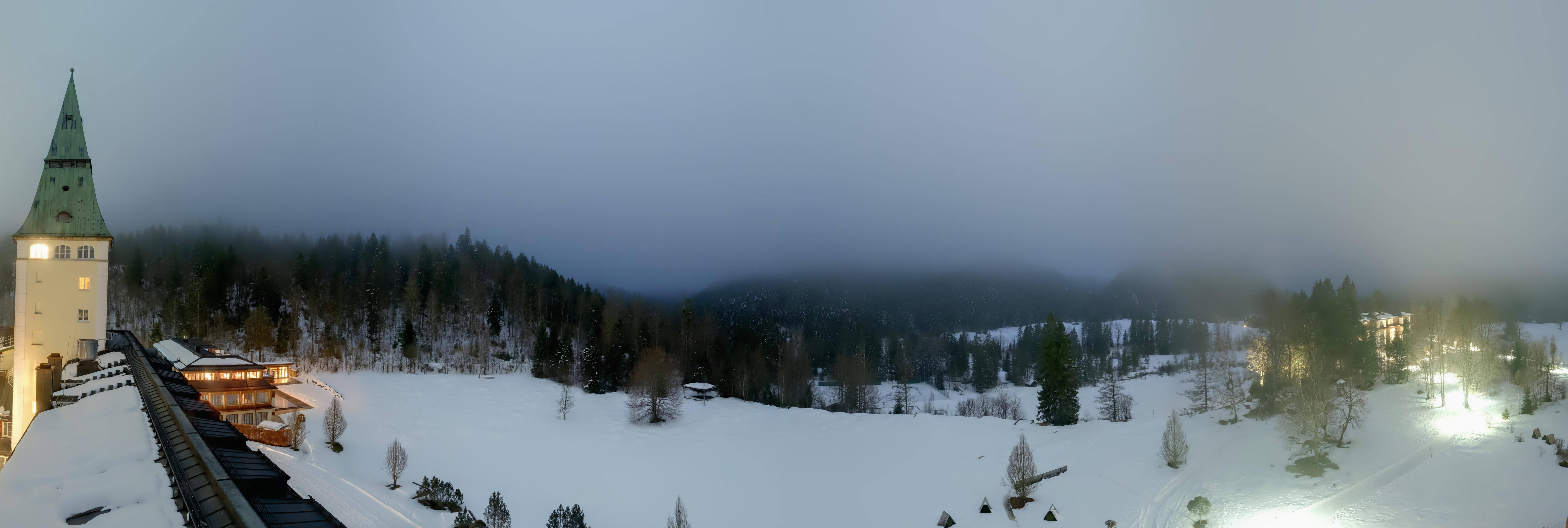 Archiv Foto Webcam Garmisch-Partenkirchen: Schloss Elmau