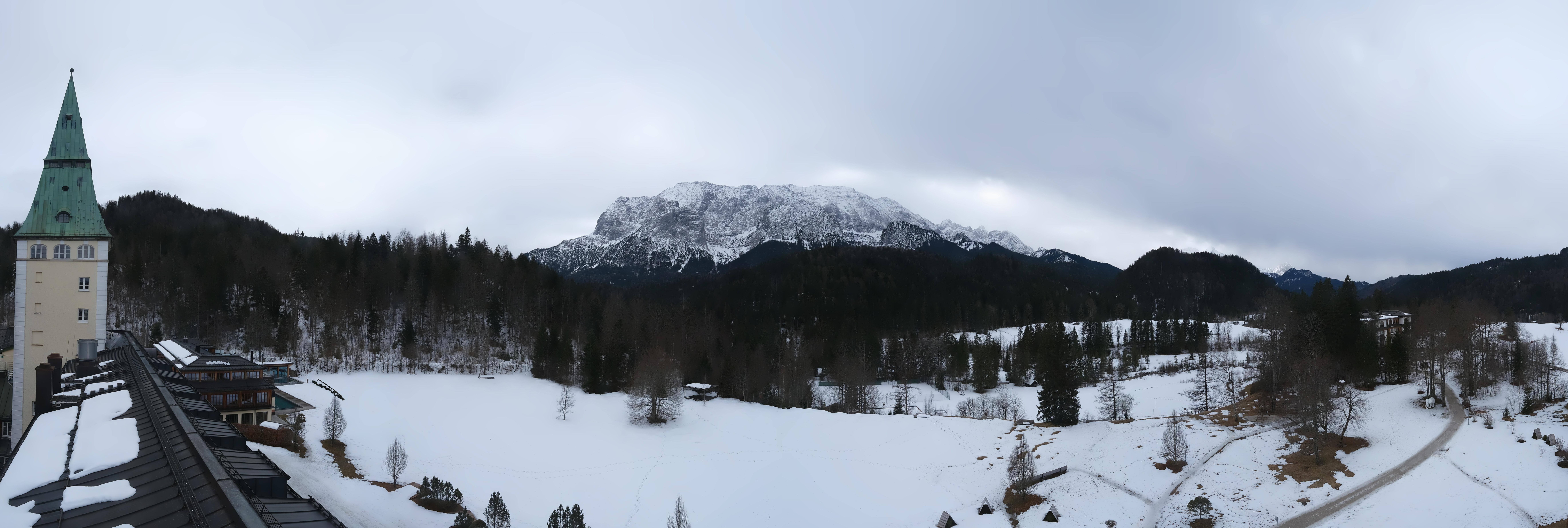 Archiv Foto Webcam Garmisch-Partenkirchen: Schloss Elmau