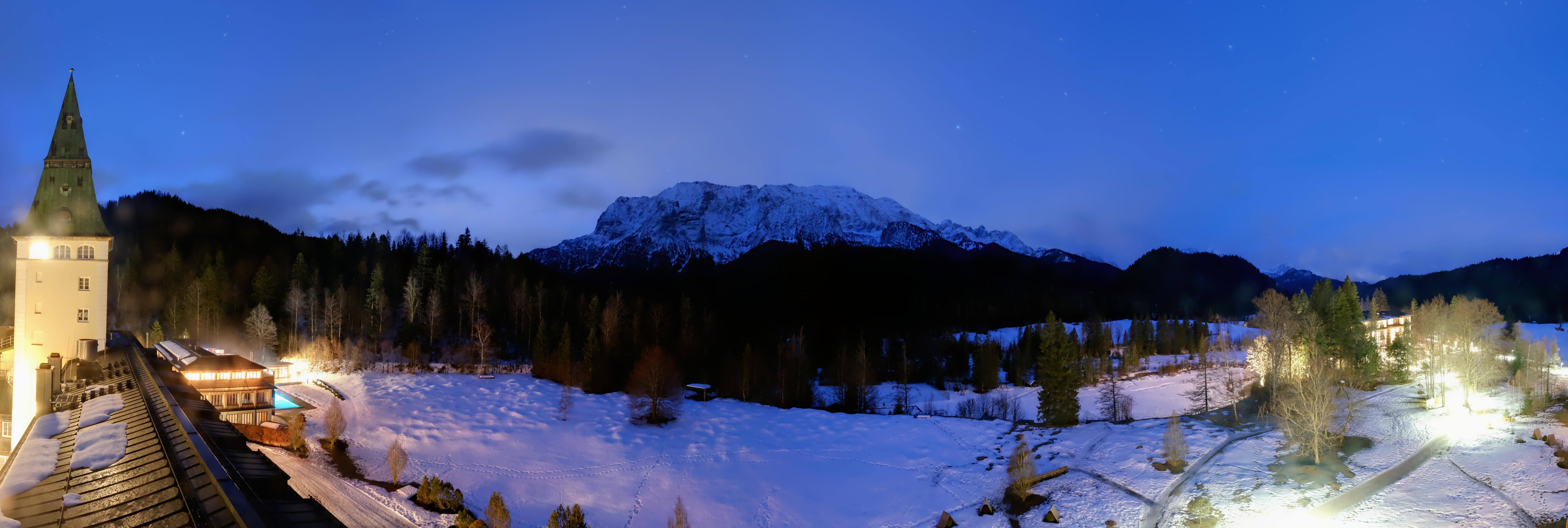 Archived image Webcam Schloss Elmau Luxury Spa Retreat