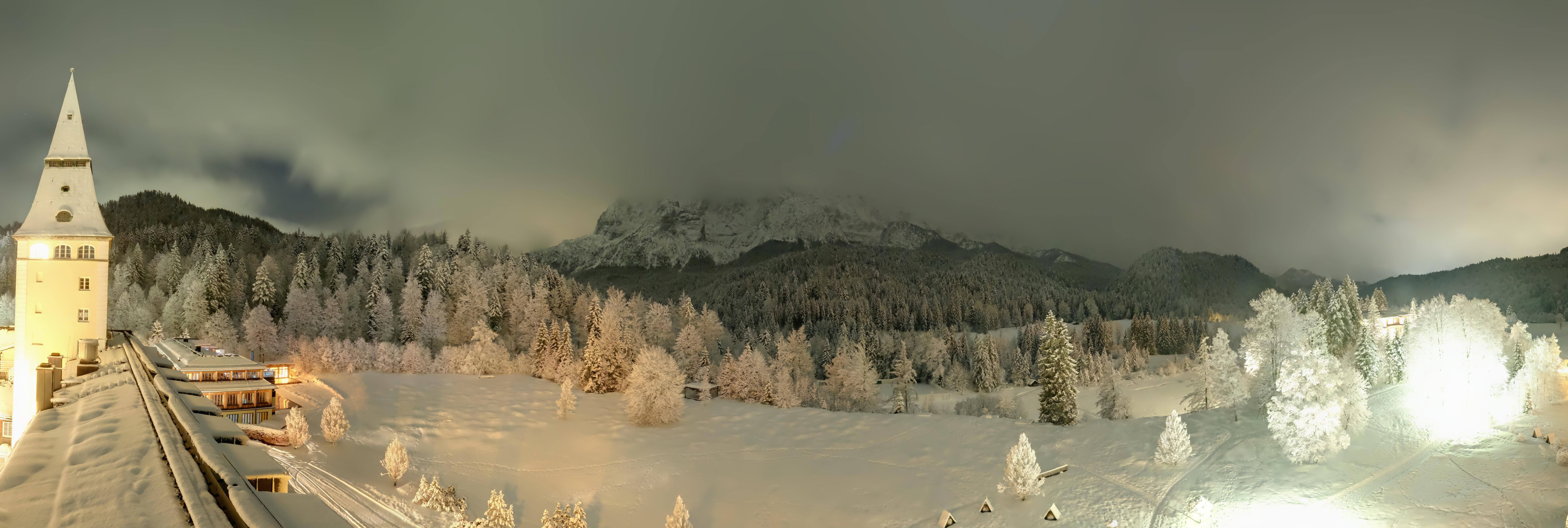 Archiv Foto Webcam Garmisch-Partenkirchen: Schloss Elmau
