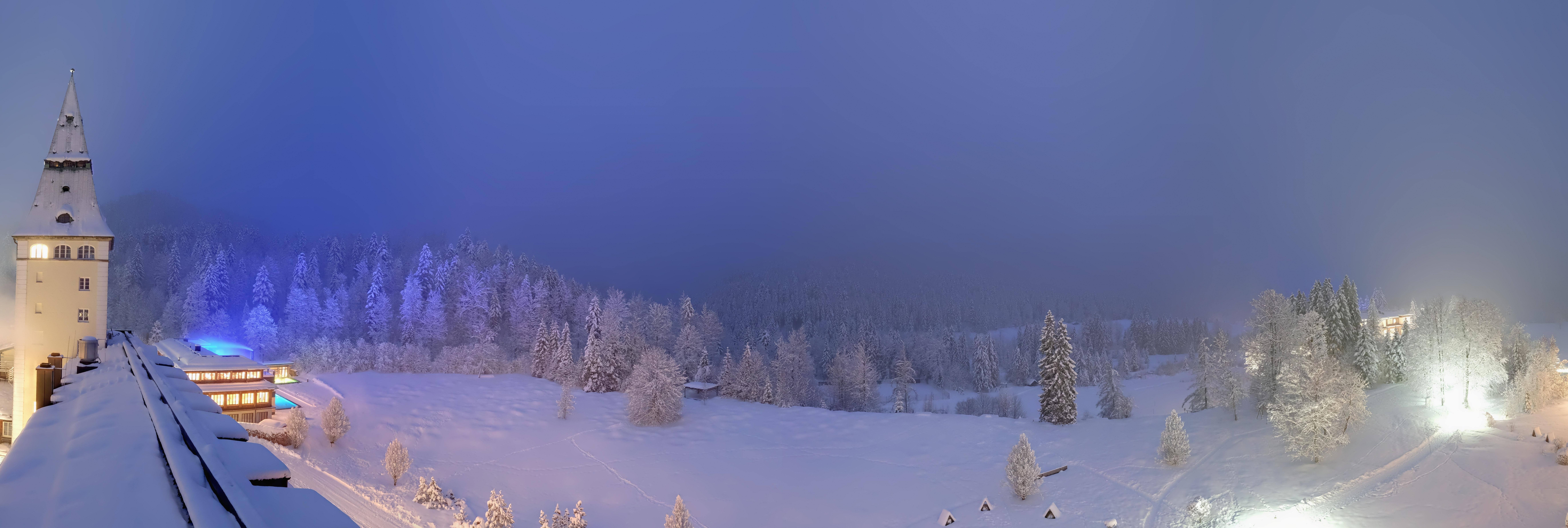 Archiv Foto Webcam Garmisch-Partenkirchen: Schloss Elmau