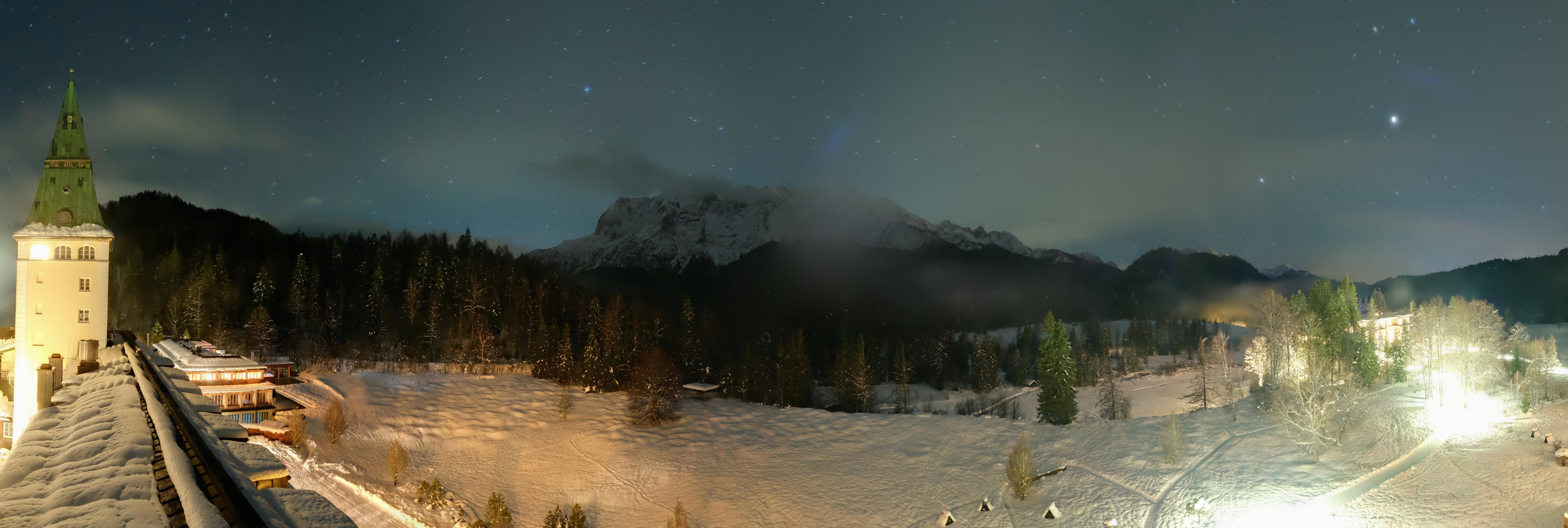 Archiv Foto Webcam Garmisch-Partenkirchen: Schloss Elmau