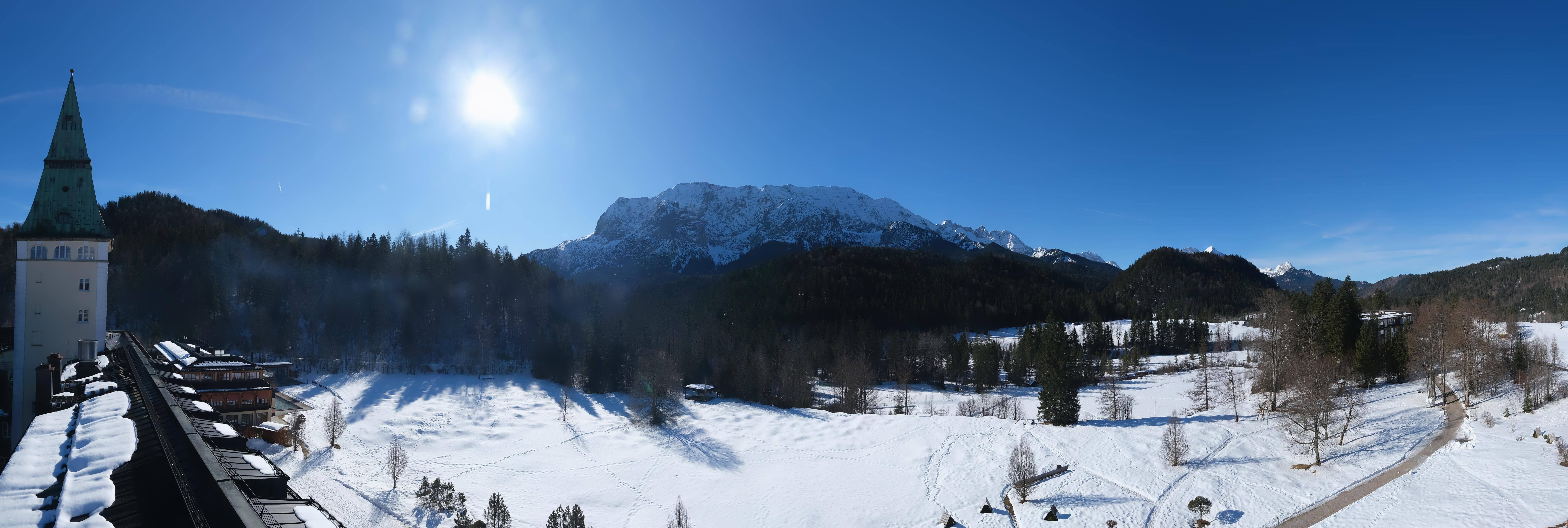 Archiv Foto Webcam Garmisch-Partenkirchen: Schloss Elmau