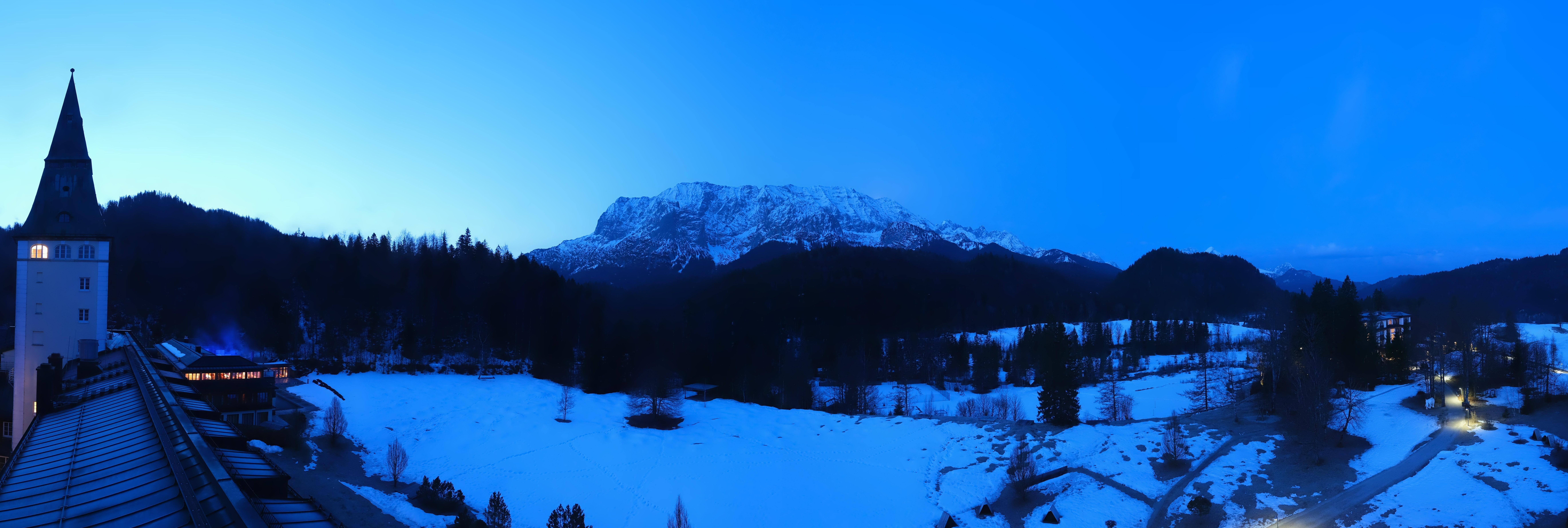 Archiv Foto Webcam Garmisch-Partenkirchen: Schloss Elmau