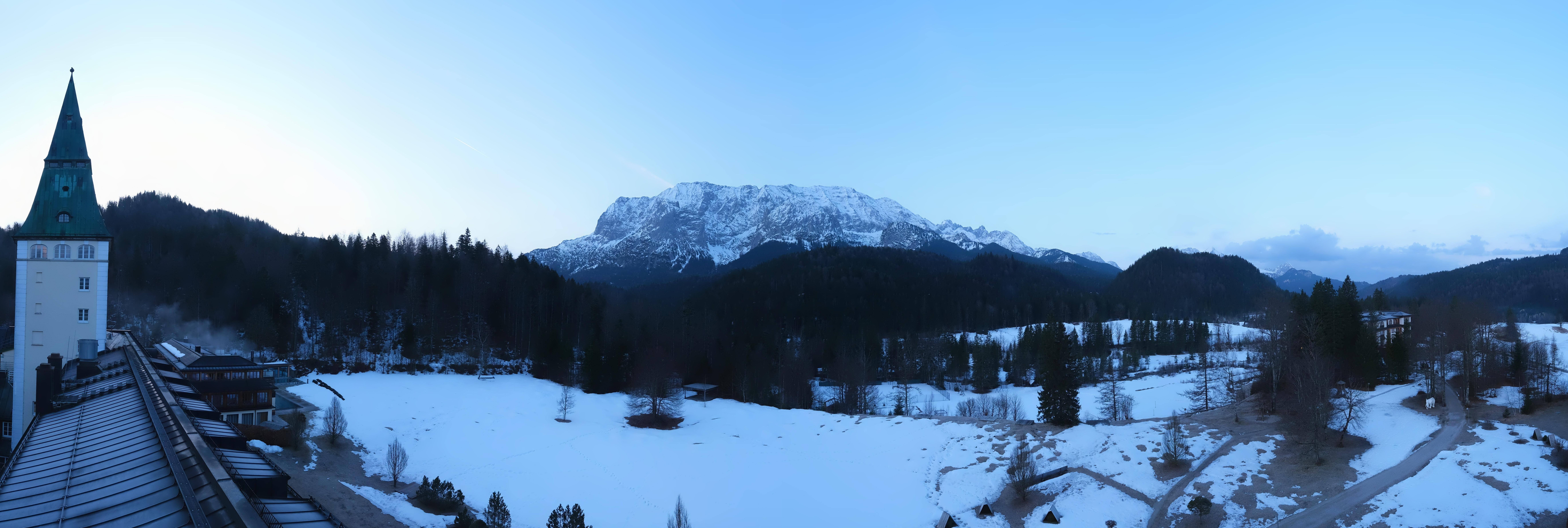 Archiv Foto Webcam Garmisch-Partenkirchen: Schloss Elmau