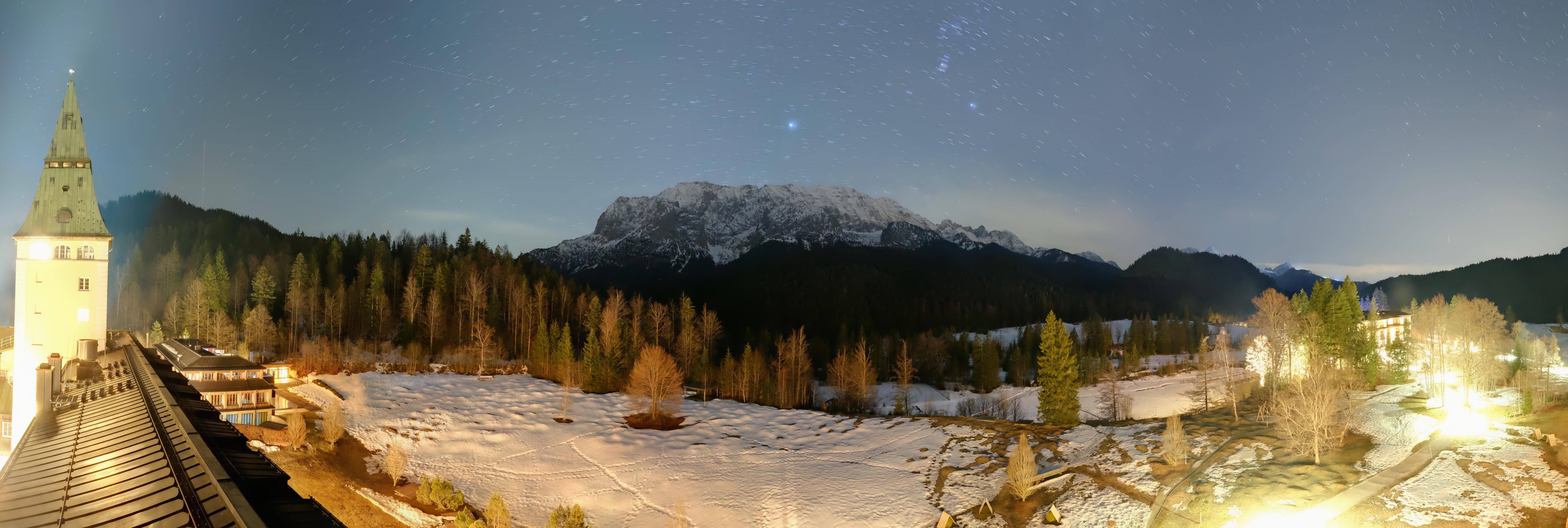 Archiv Foto Webcam Garmisch-Partenkirchen: Schloss Elmau