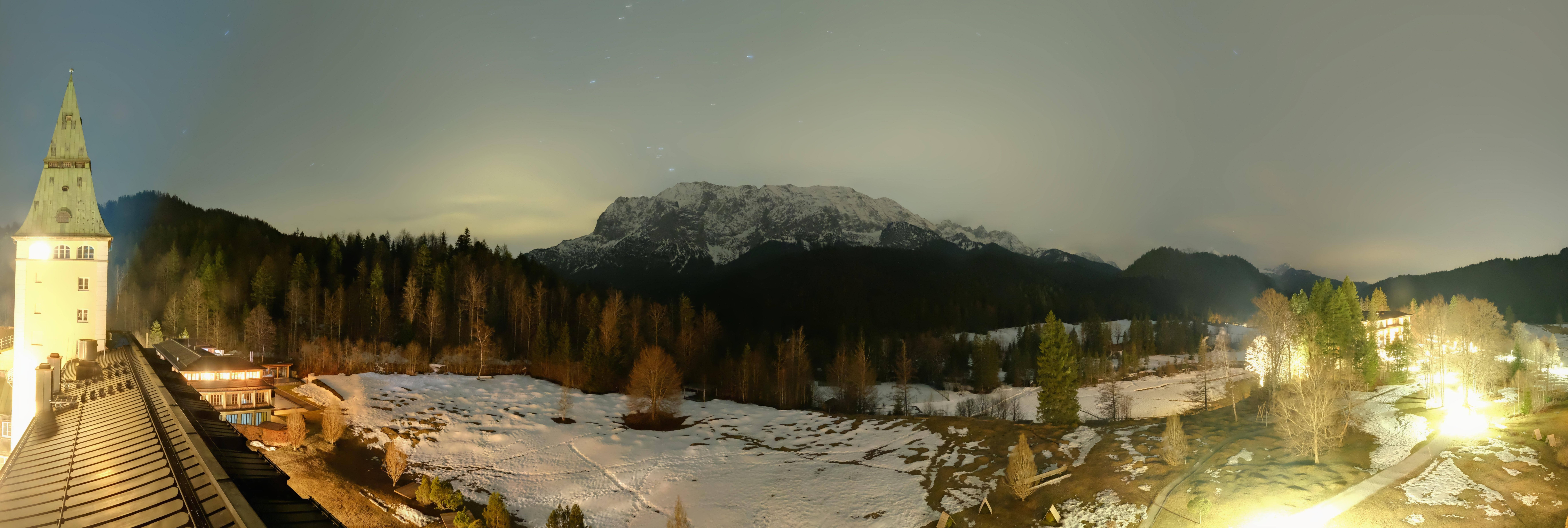 Archiv Foto Webcam Garmisch-Partenkirchen: Schloss Elmau