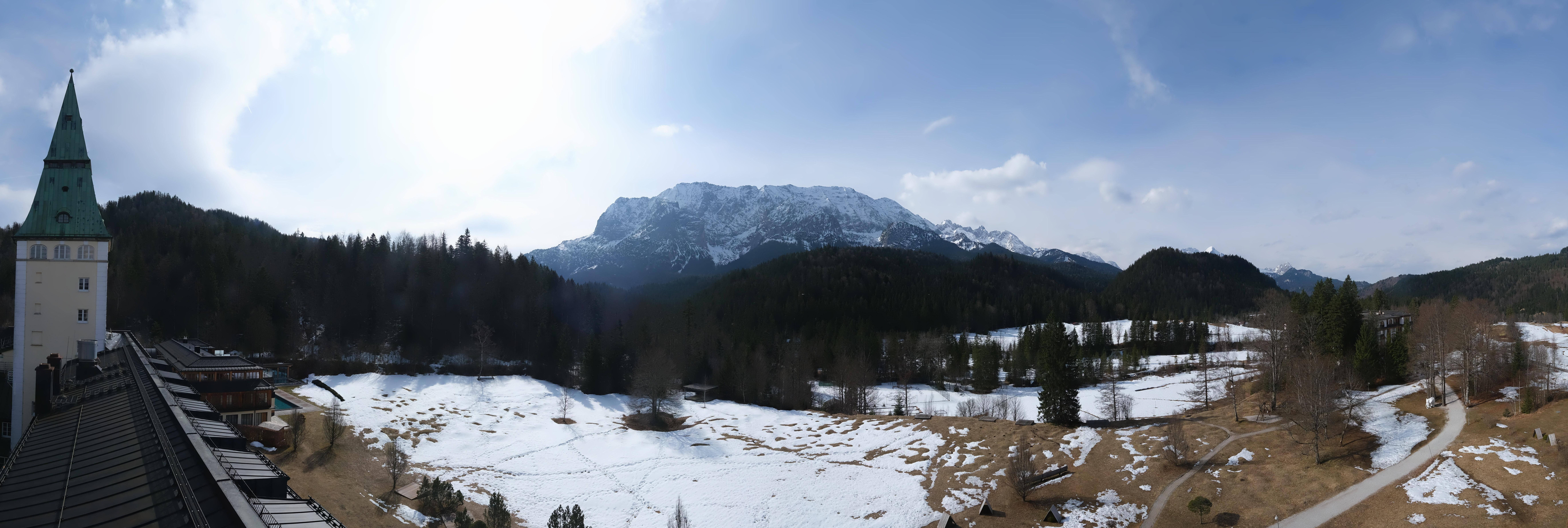 Archiv Foto Webcam Garmisch-Partenkirchen: Schloss Elmau