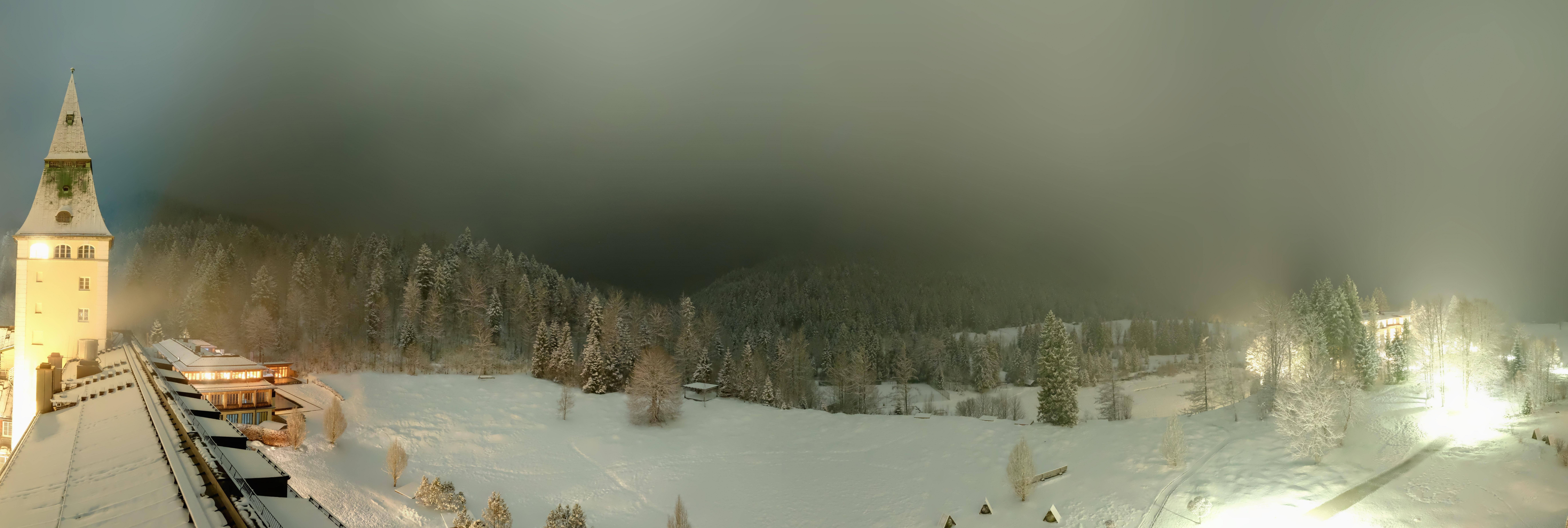 Archiv Foto Webcam Garmisch-Partenkirchen: Schloss Elmau