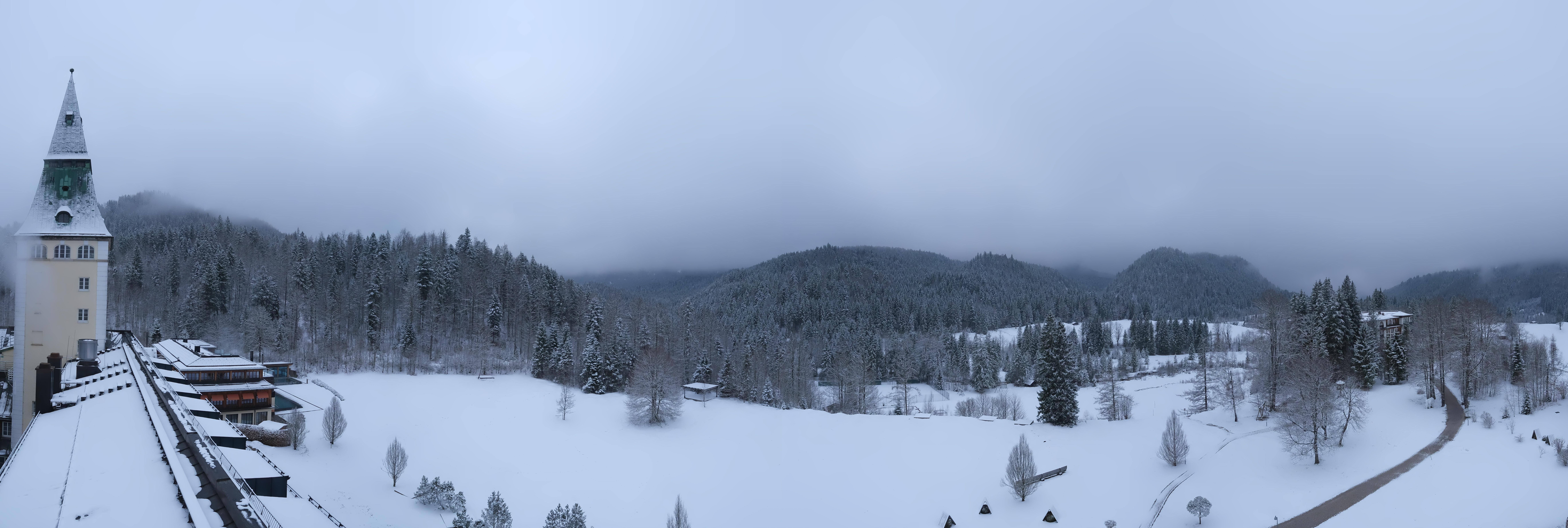 Archiv Foto Webcam Garmisch-Partenkirchen: Schloss Elmau