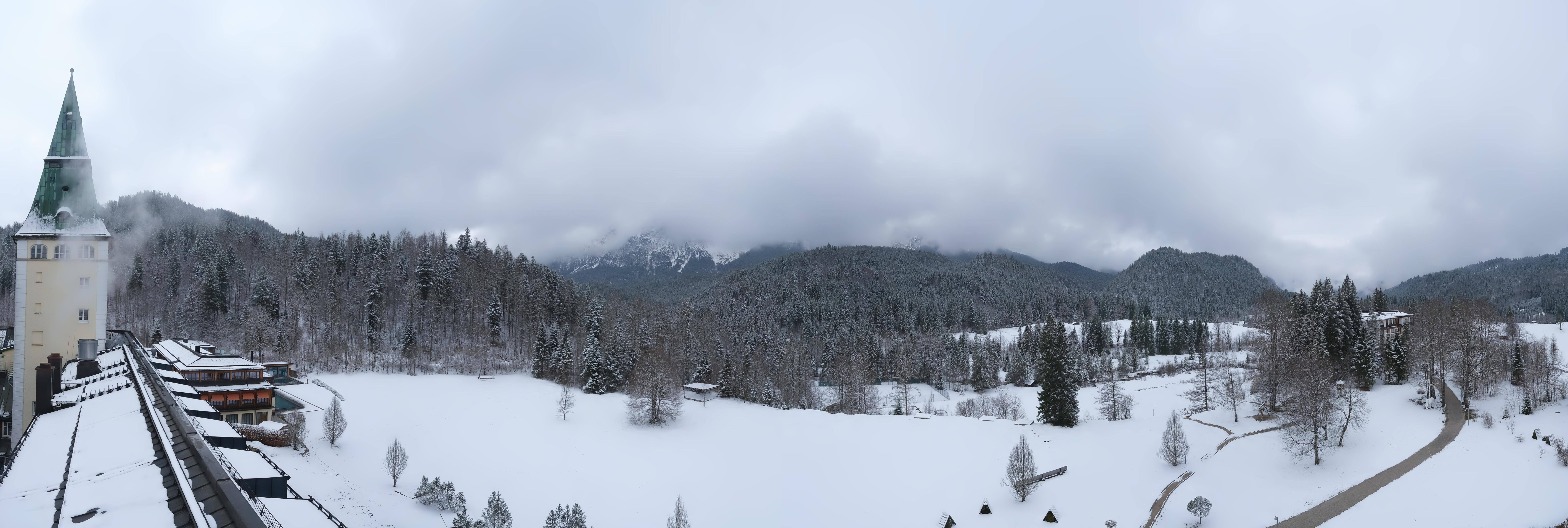 Archiv Foto Webcam Garmisch-Partenkirchen: Schloss Elmau