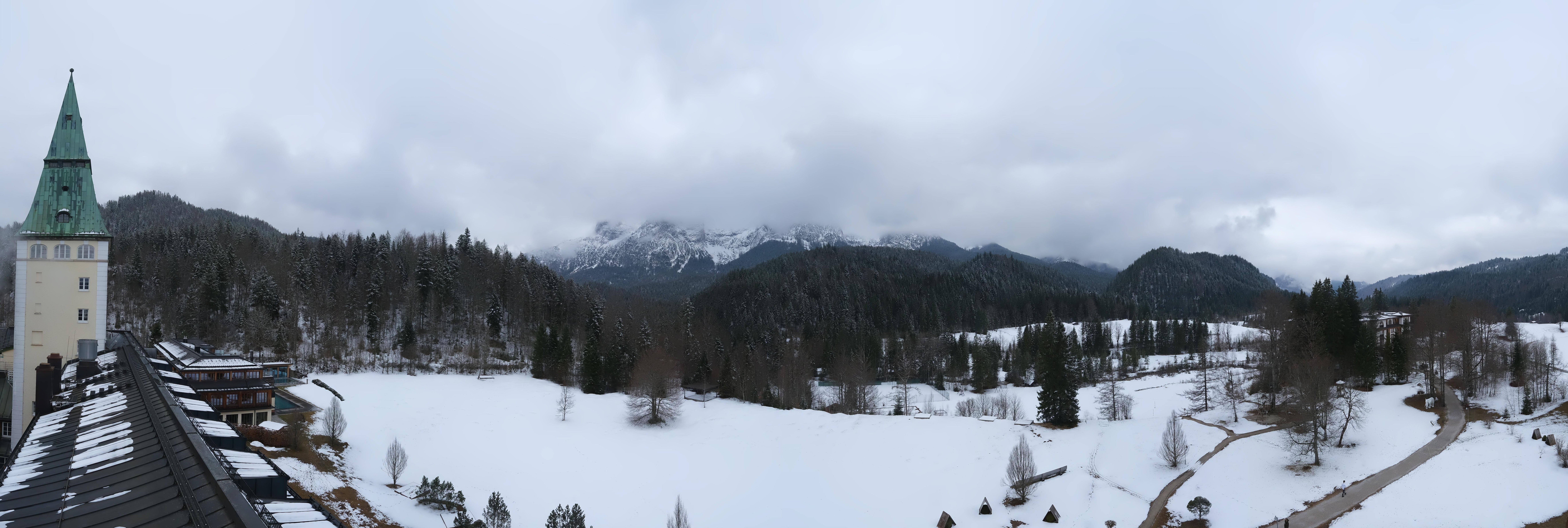 Archiv Foto Webcam Garmisch-Partenkirchen: Schloss Elmau