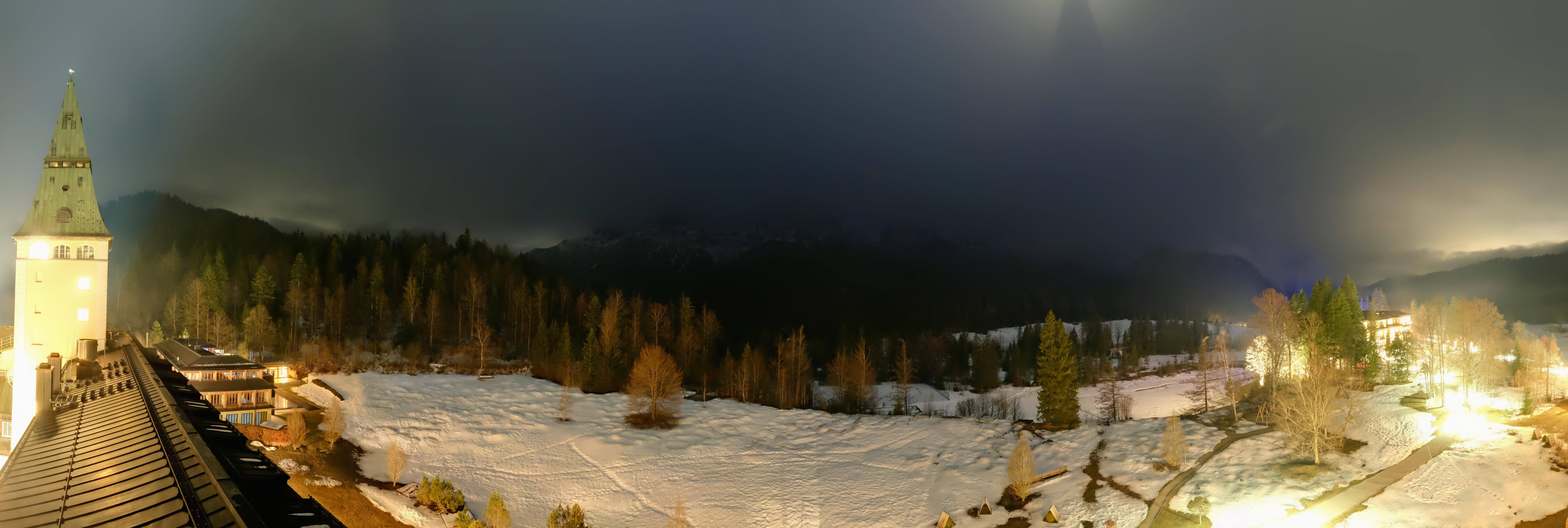 Archiv Foto Webcam Garmisch-Partenkirchen: Schloss Elmau