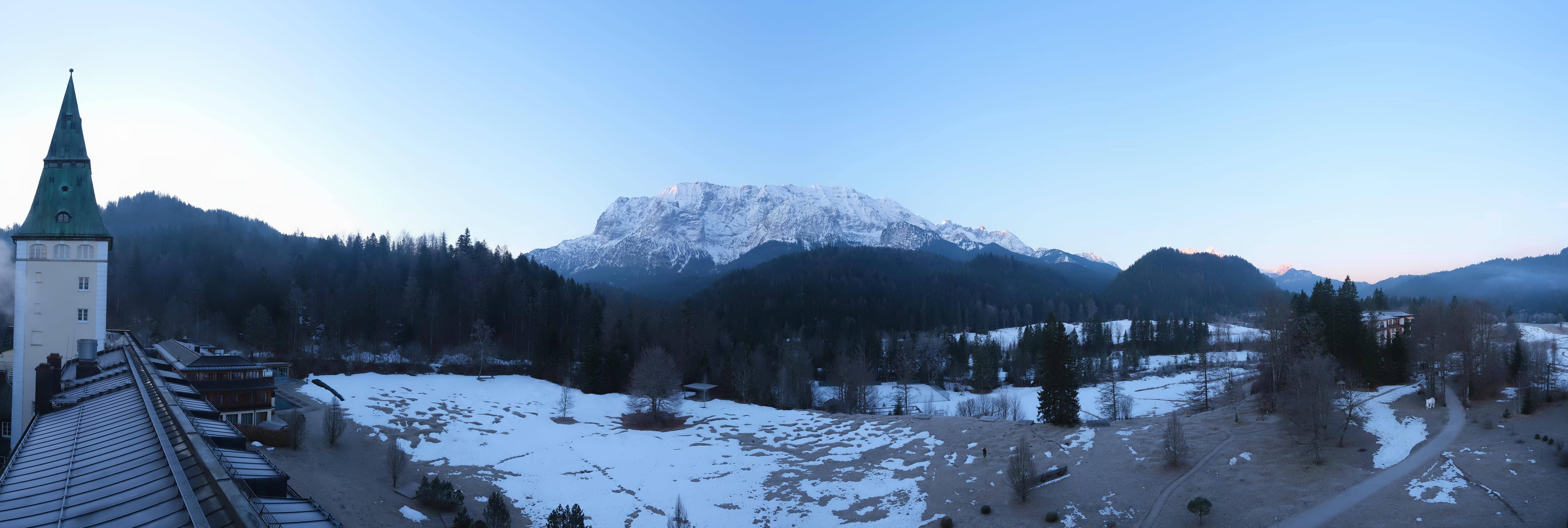 Archiv Foto Webcam Garmisch-Partenkirchen: Schloss Elmau