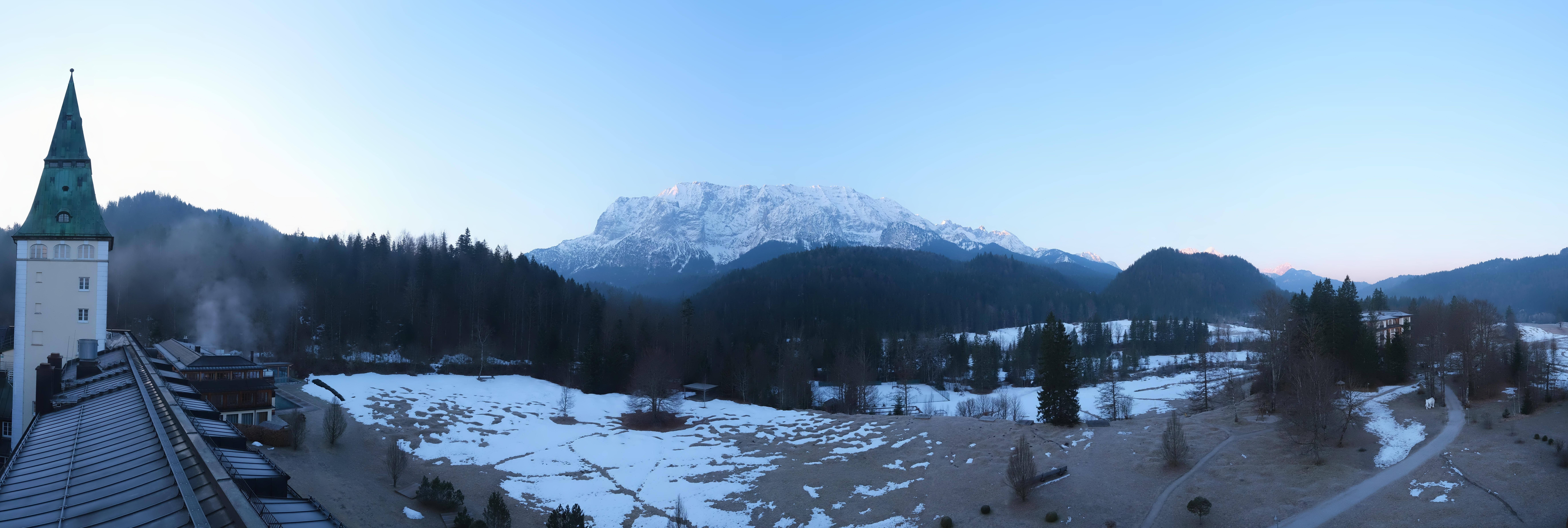Archiv Foto Webcam Garmisch-Partenkirchen: Schloss Elmau