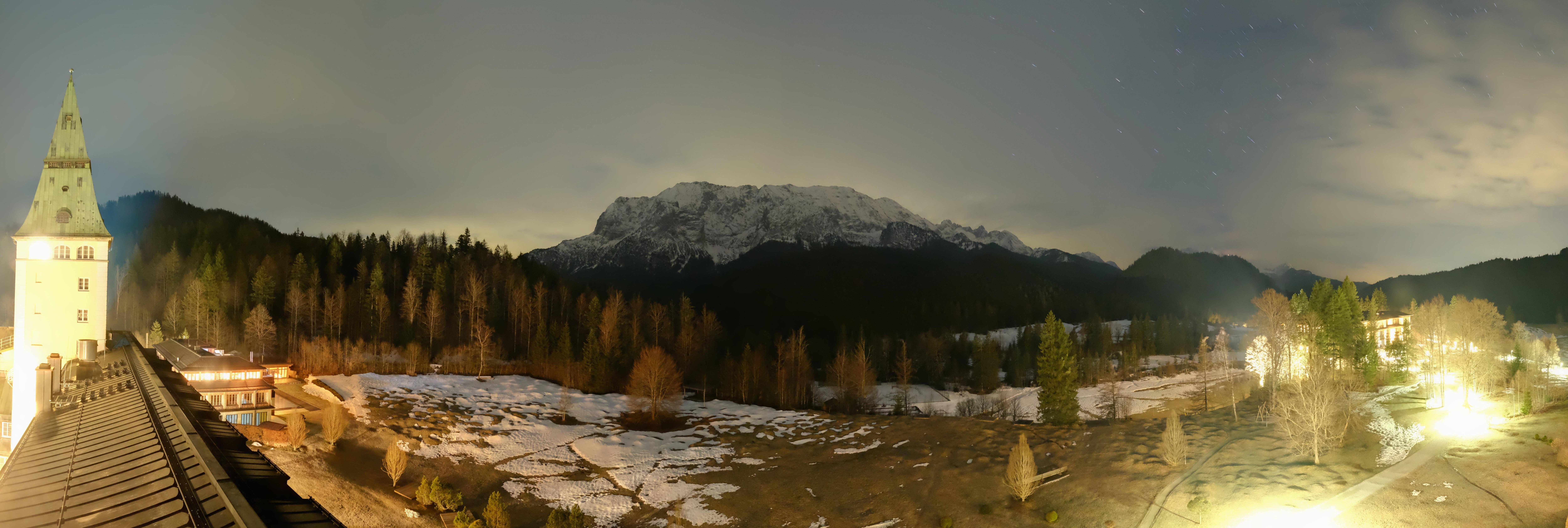 Archiv Foto Webcam Garmisch-Partenkirchen: Schloss Elmau