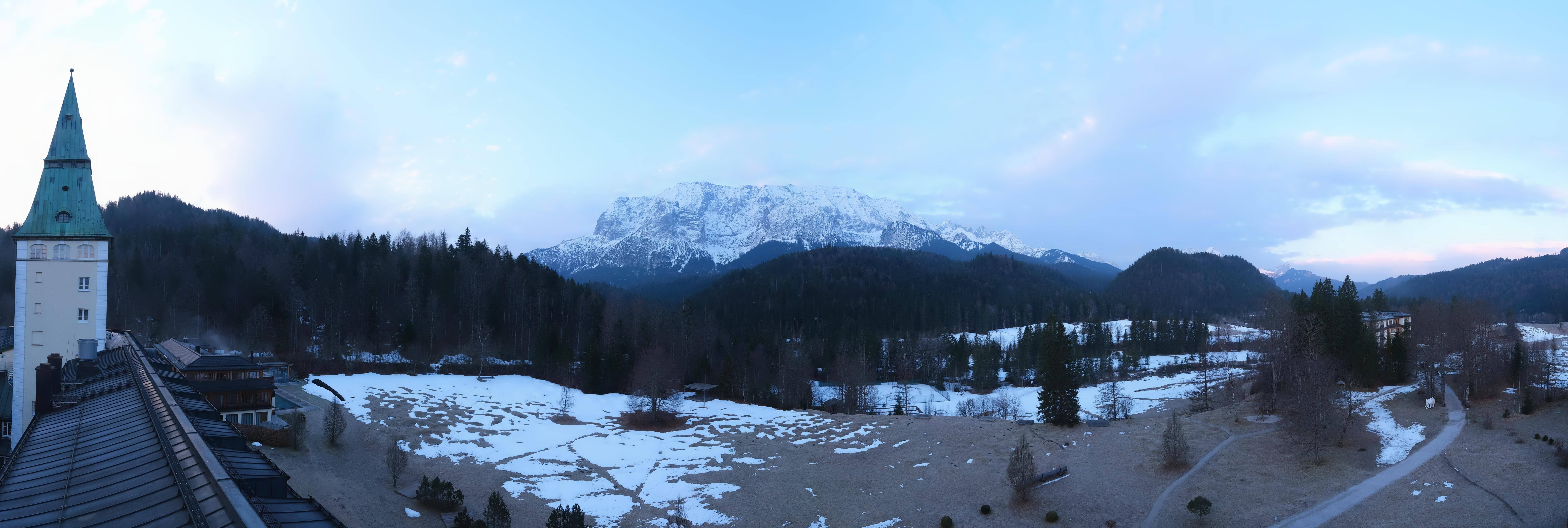 Archiv Foto Webcam Garmisch-Partenkirchen: Schloss Elmau