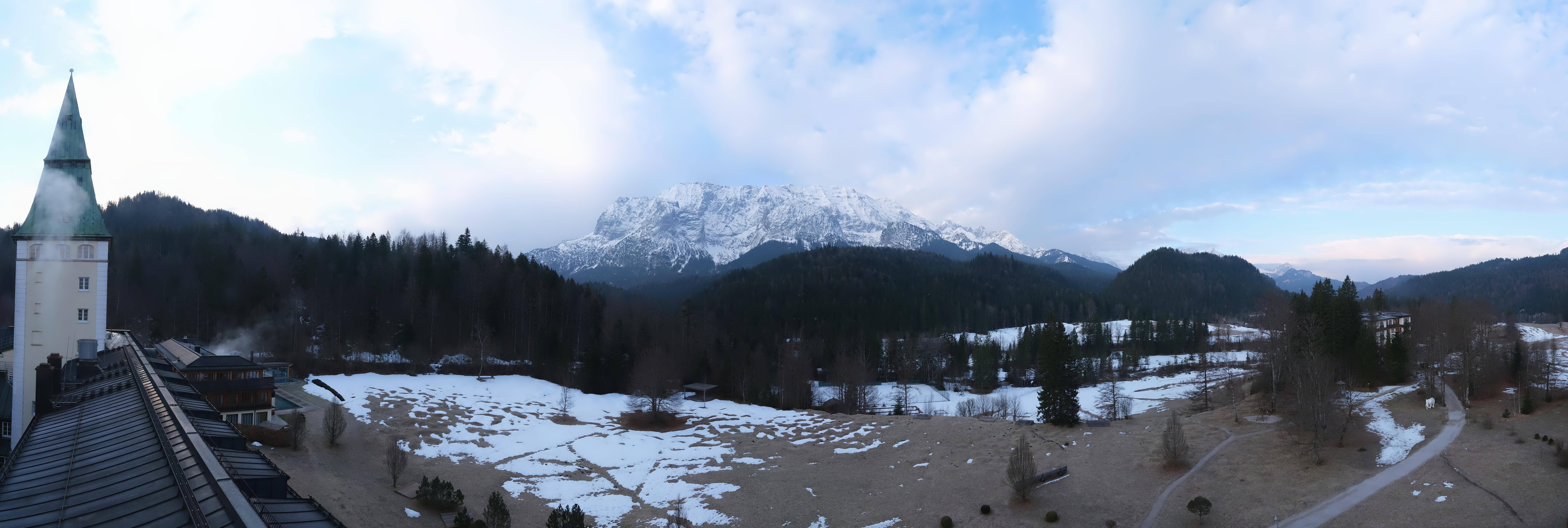 Archiv Foto Webcam Garmisch-Partenkirchen: Schloss Elmau