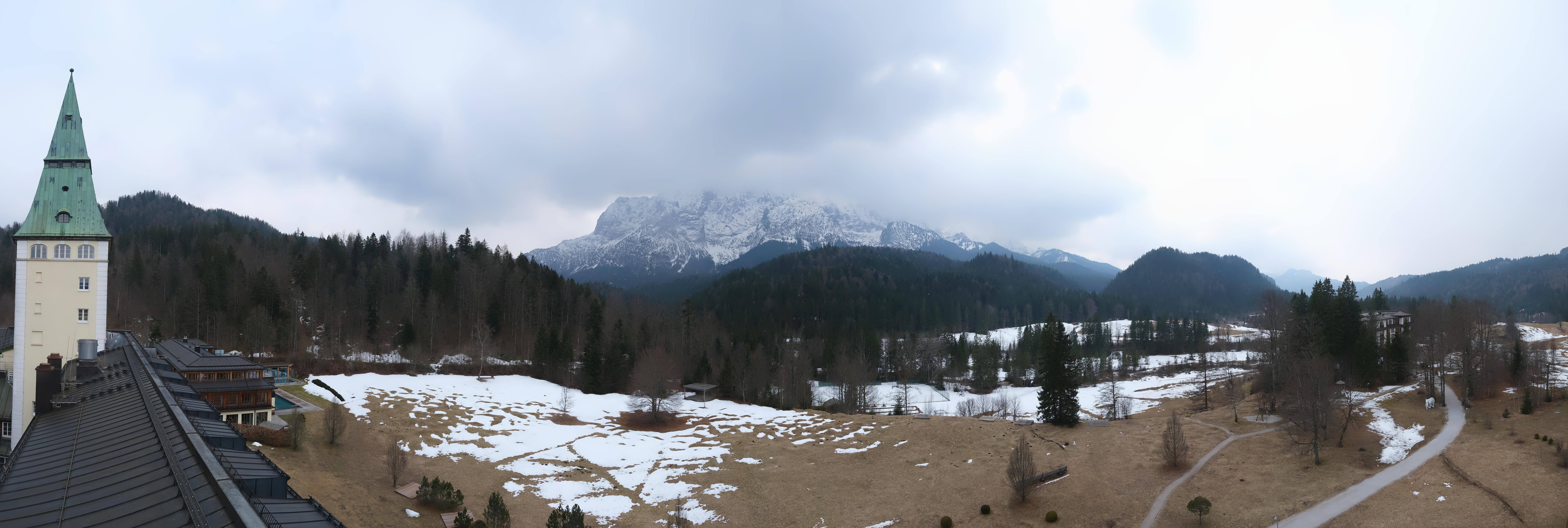 Archiv Foto Webcam Garmisch-Partenkirchen: Schloss Elmau