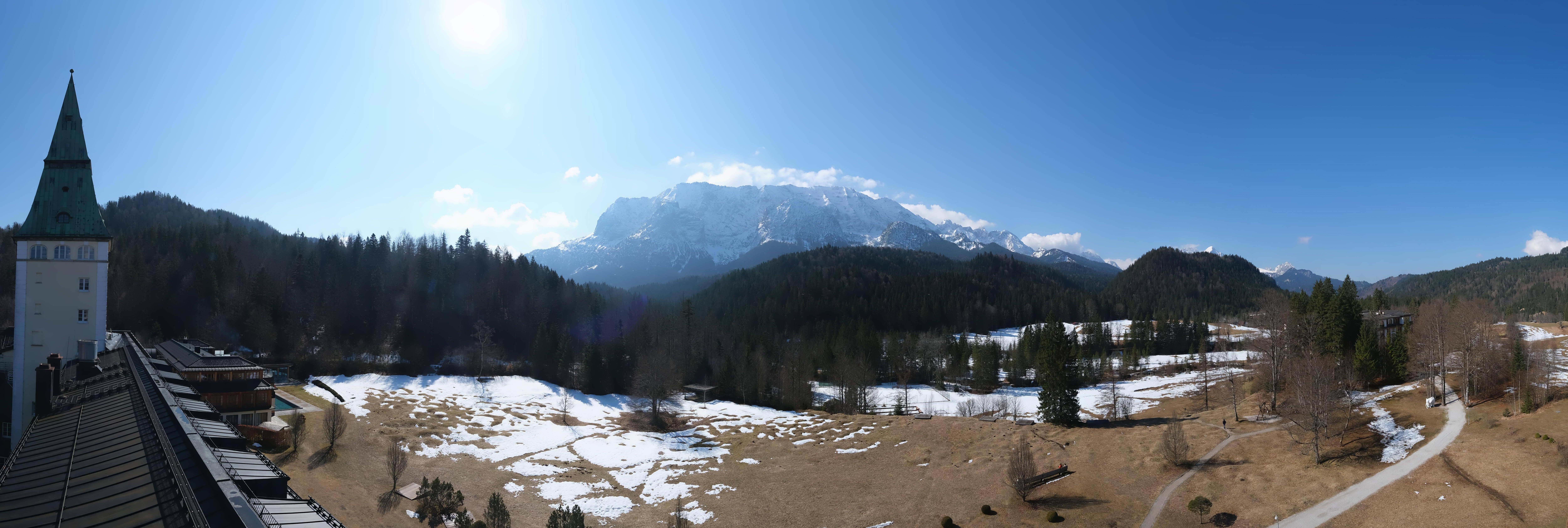 Archiv Foto Webcam Garmisch-Partenkirchen: Schloss Elmau