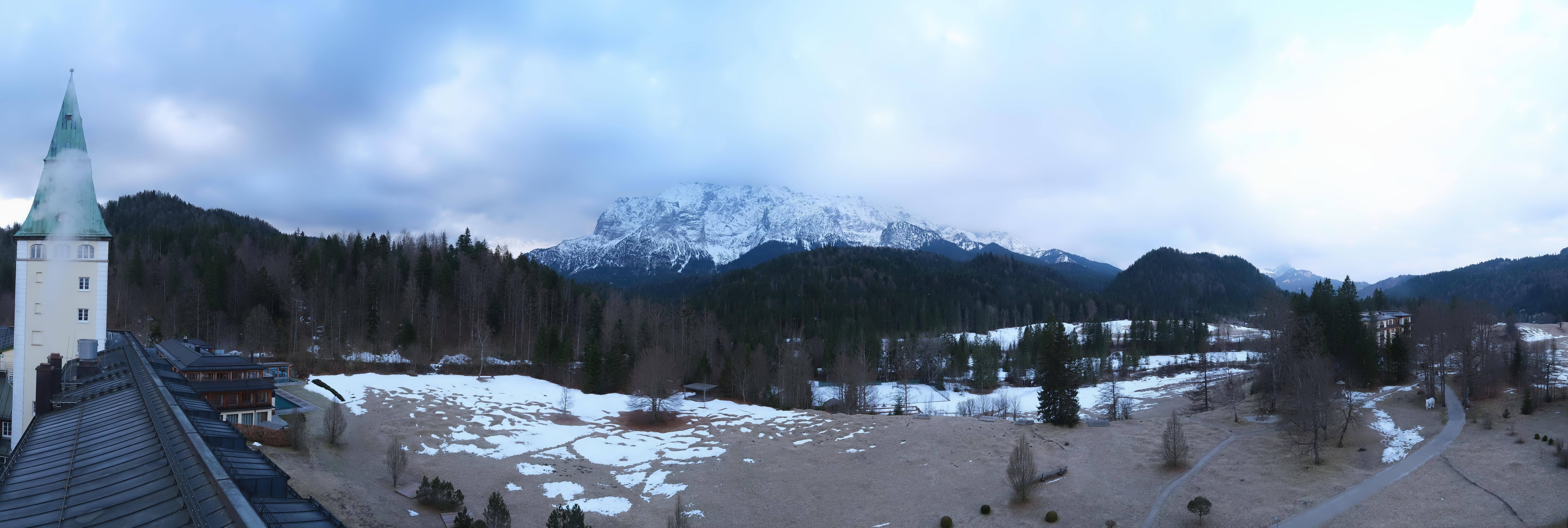 Archiv Foto Webcam Garmisch-Partenkirchen: Schloss Elmau
