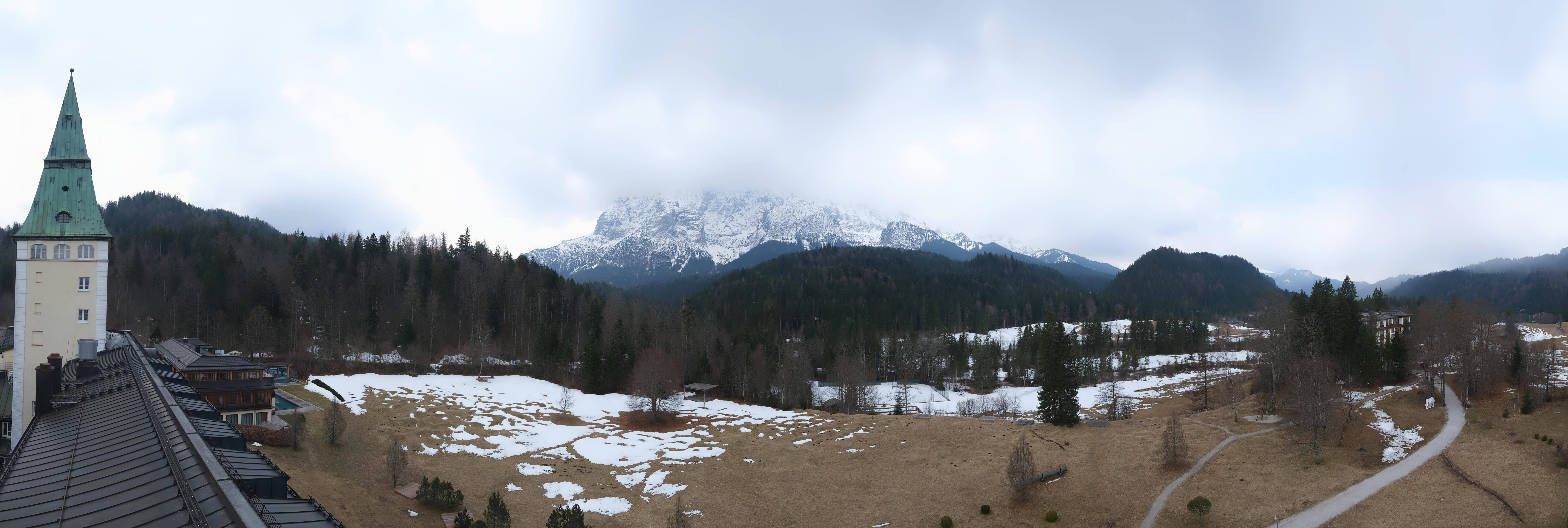 Archiv Foto Webcam Garmisch-Partenkirchen: Schloss Elmau