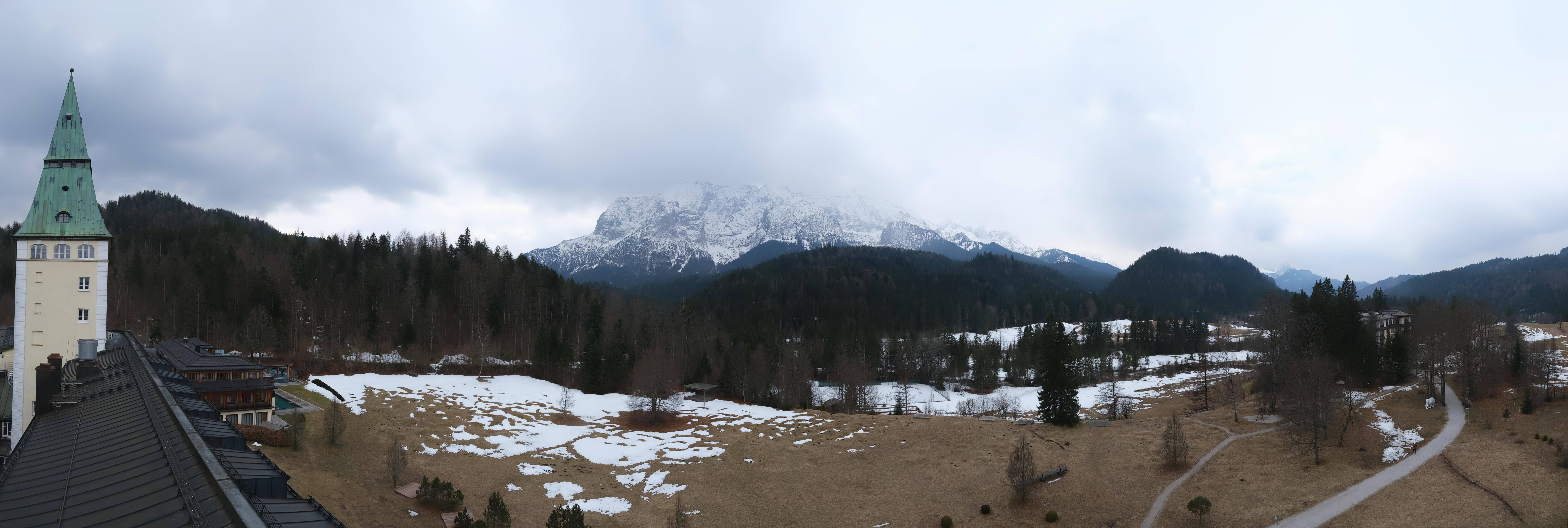 Archiv Foto Webcam Garmisch-Partenkirchen: Schloss Elmau