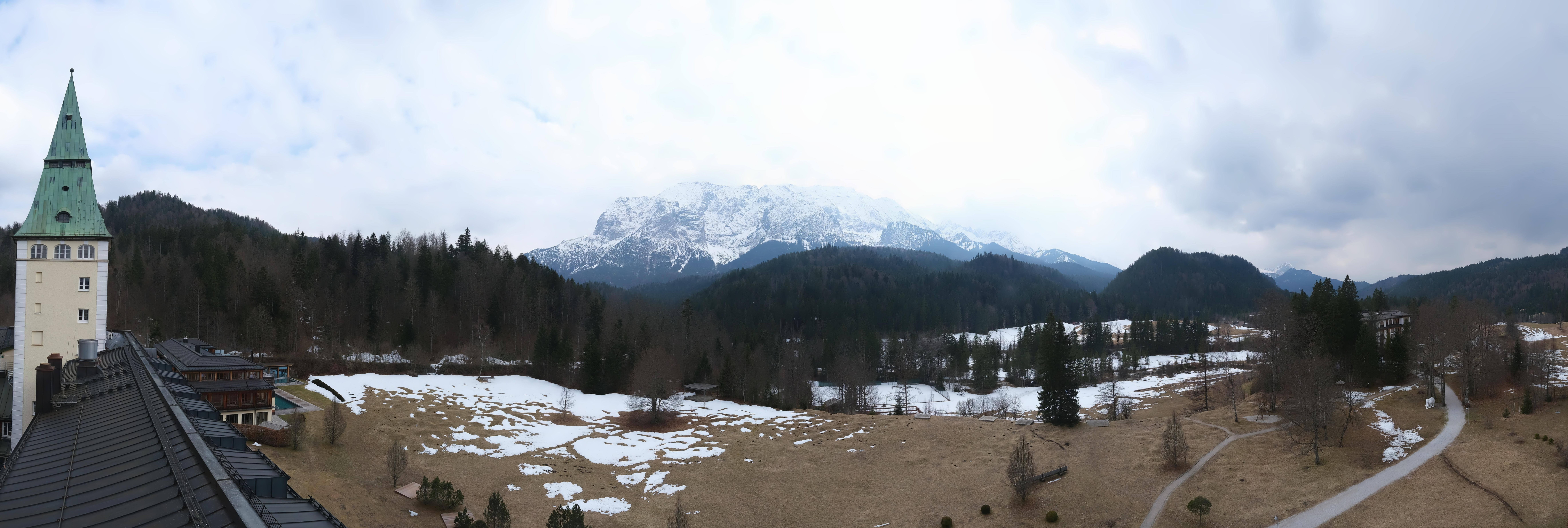 Archiv Foto Webcam Garmisch-Partenkirchen: Schloss Elmau