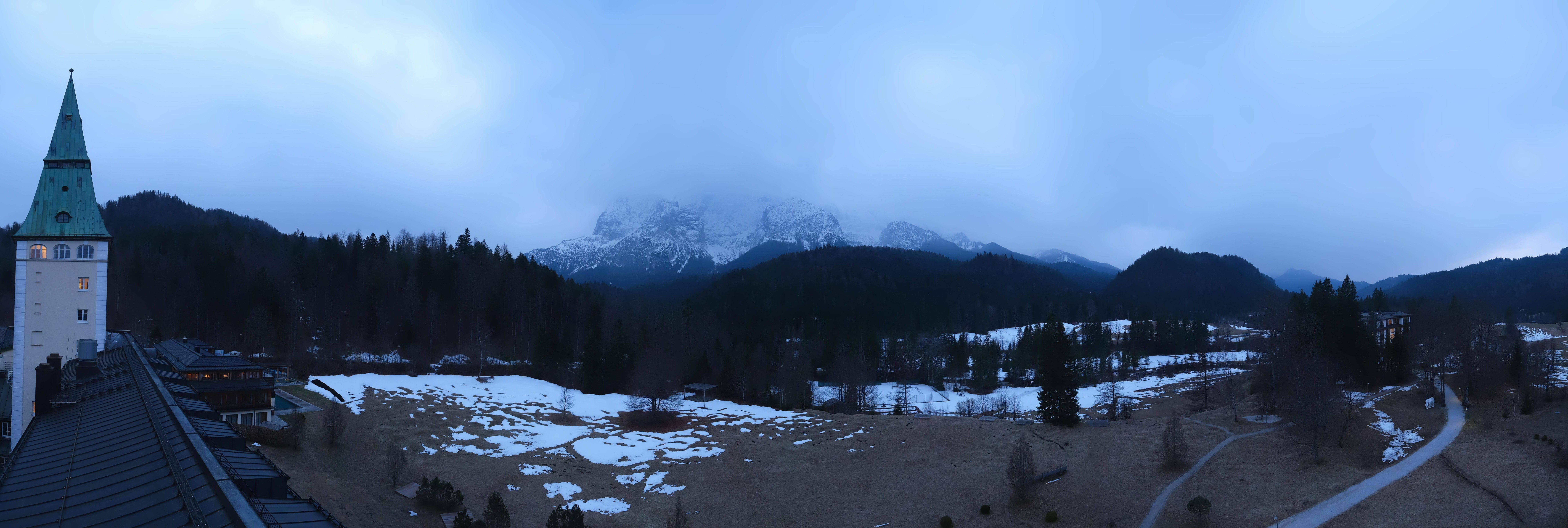 Archiv Foto Webcam Garmisch-Partenkirchen: Schloss Elmau
