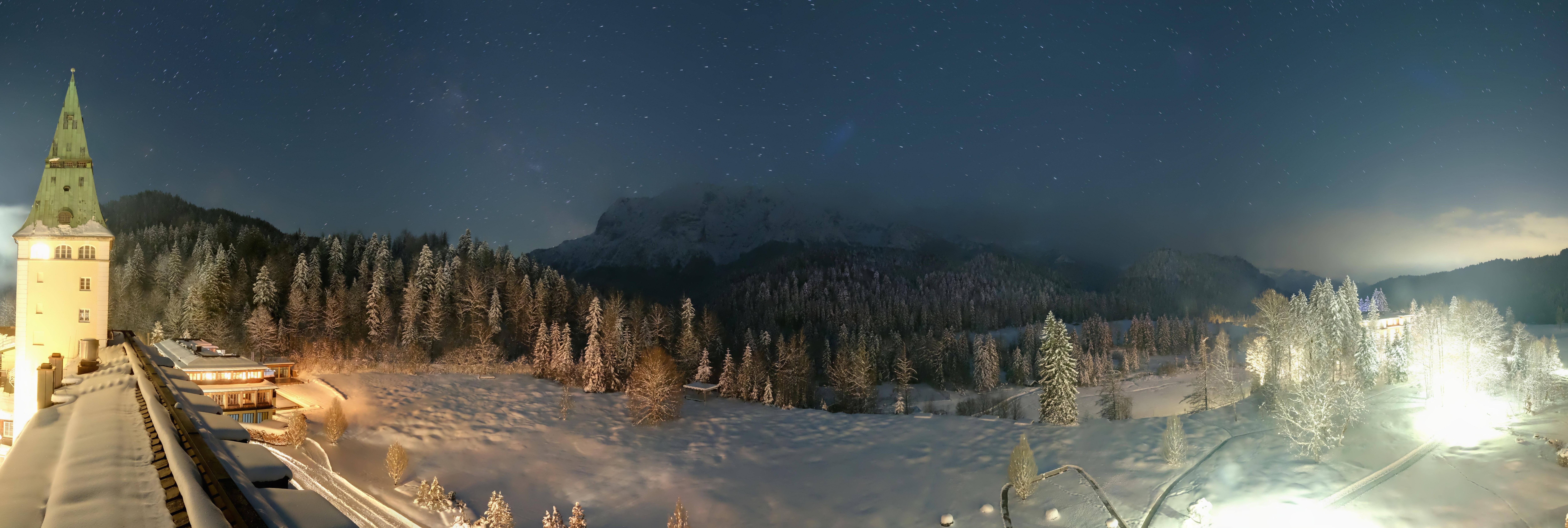 Archiv Foto Webcam Garmisch-Partenkirchen: Schloss Elmau