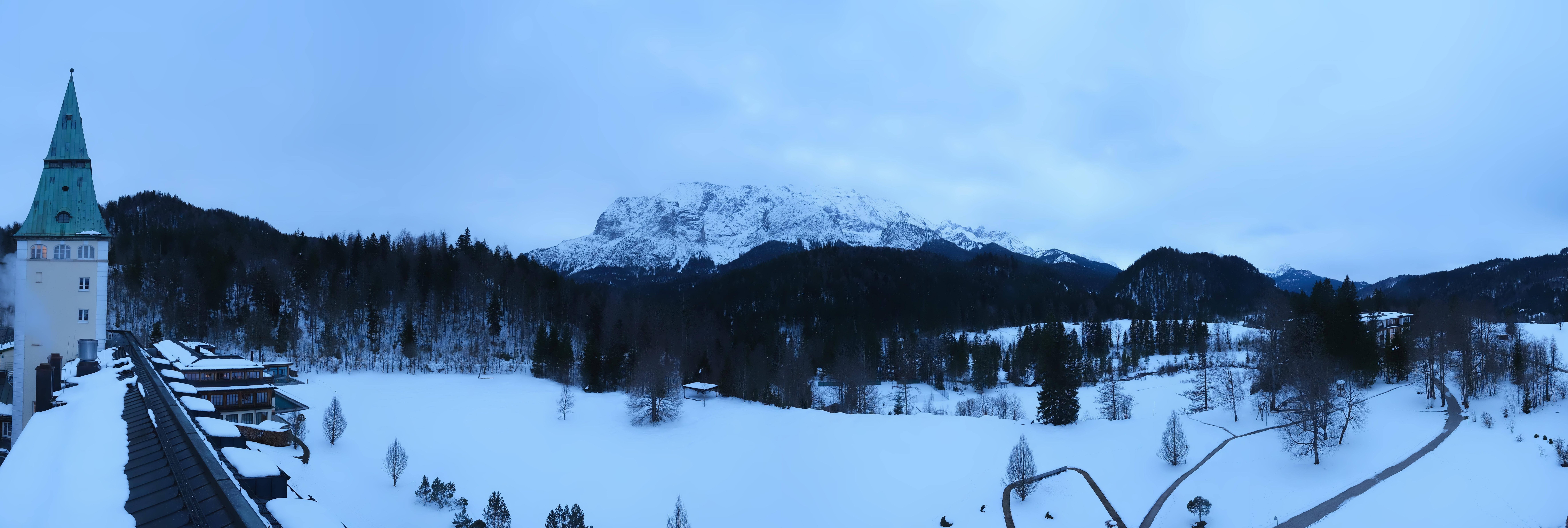 Archiv Foto Webcam Garmisch-Partenkirchen: Schloss Elmau