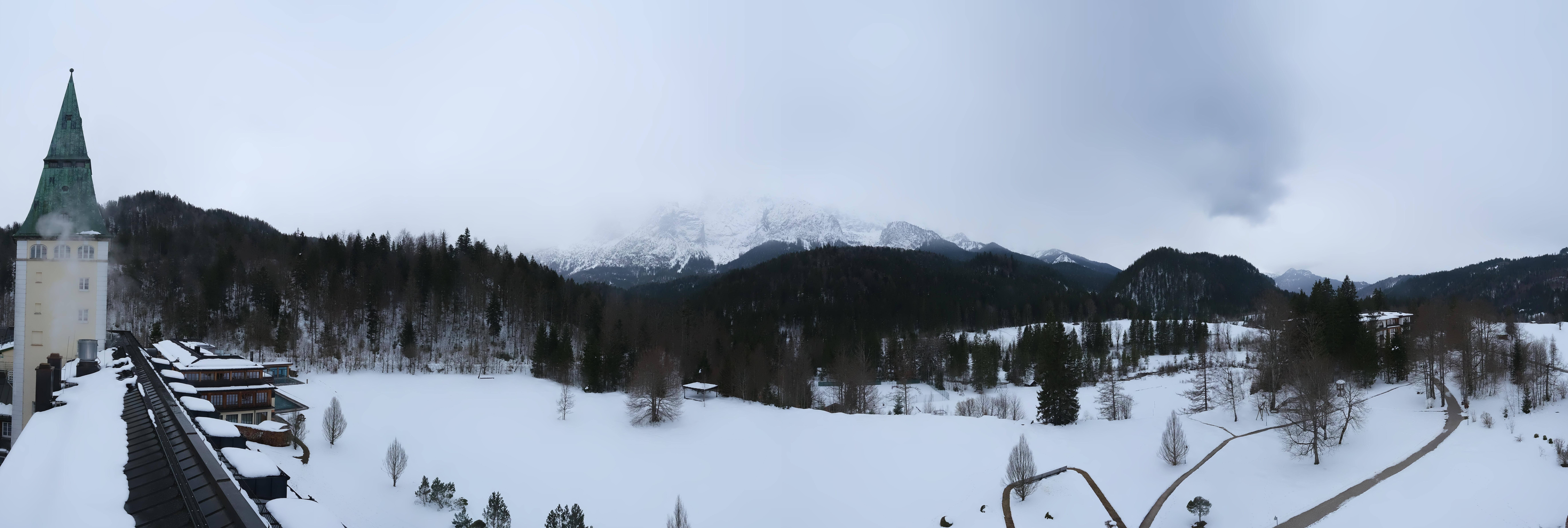 Archiv Foto Webcam Garmisch-Partenkirchen: Schloss Elmau