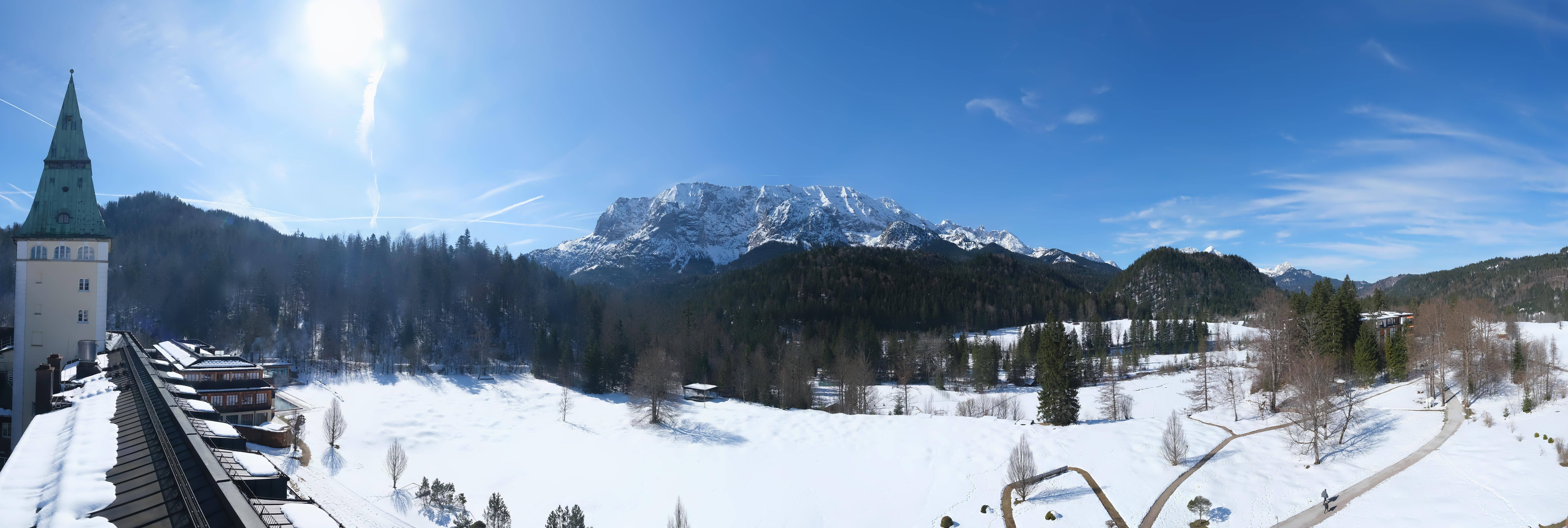 Archiv Foto Webcam Garmisch-Partenkirchen: Schloss Elmau