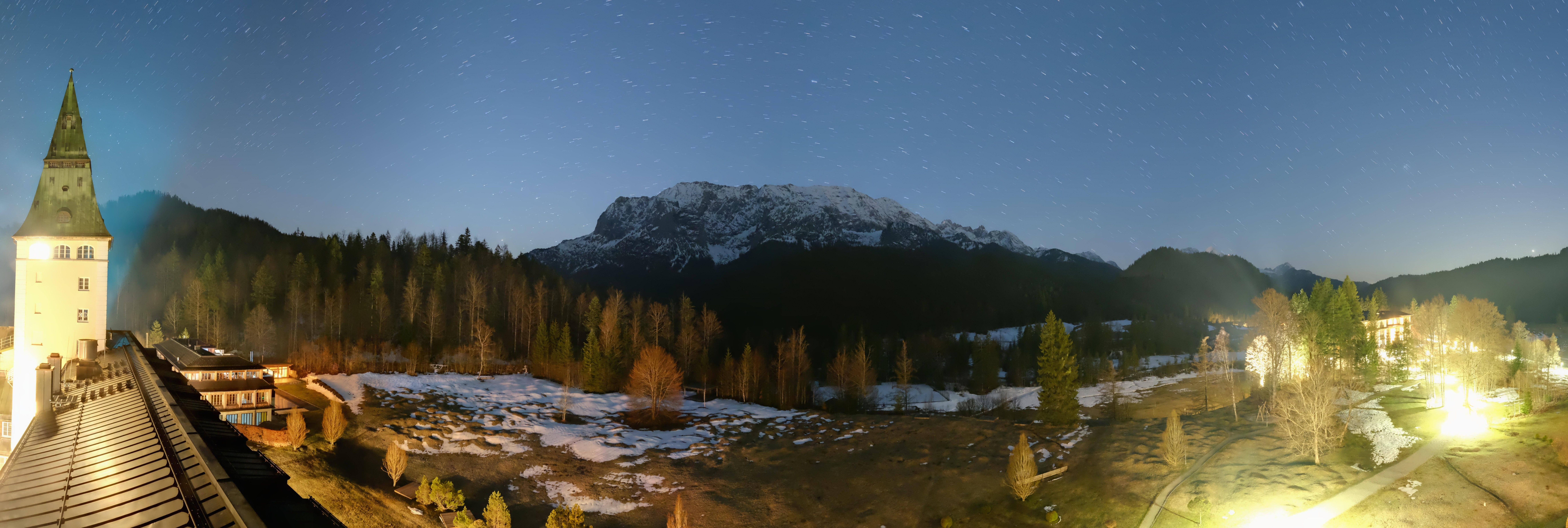 Archiv Foto Webcam Garmisch-Partenkirchen: Schloss Elmau