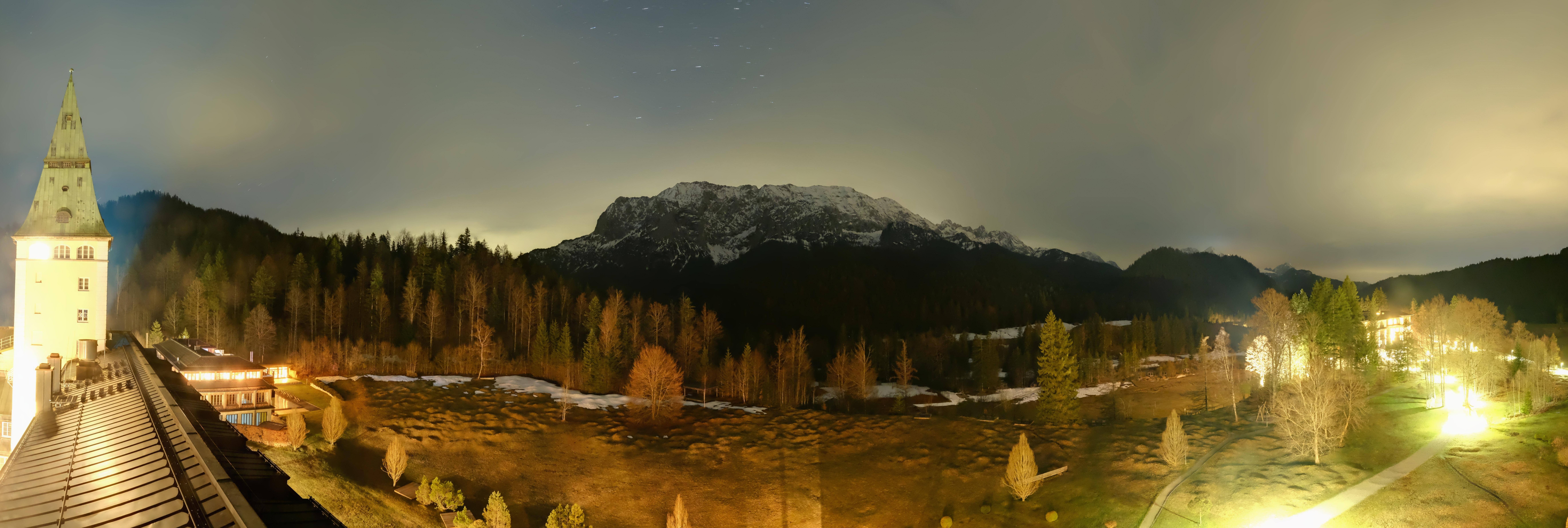 Archiv Foto Webcam Garmisch-Partenkirchen: Schloss Elmau