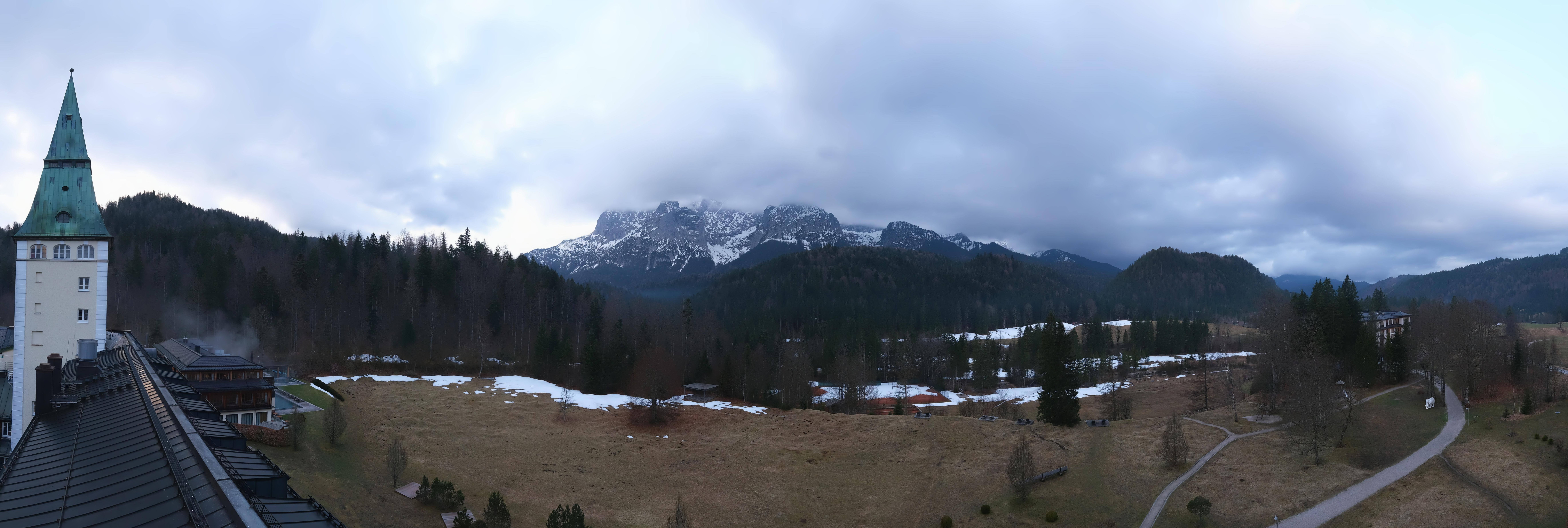 Archiv Foto Webcam Garmisch-Partenkirchen: Schloss Elmau
