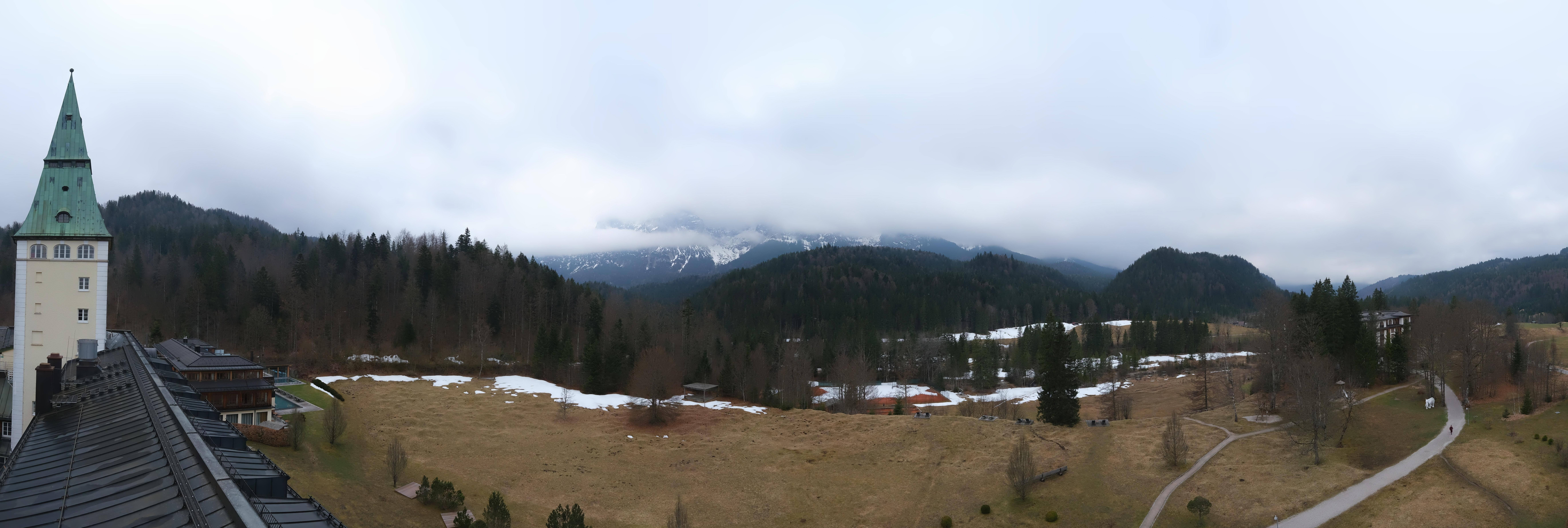 Archiv Foto Webcam Garmisch-Partenkirchen: Schloss Elmau