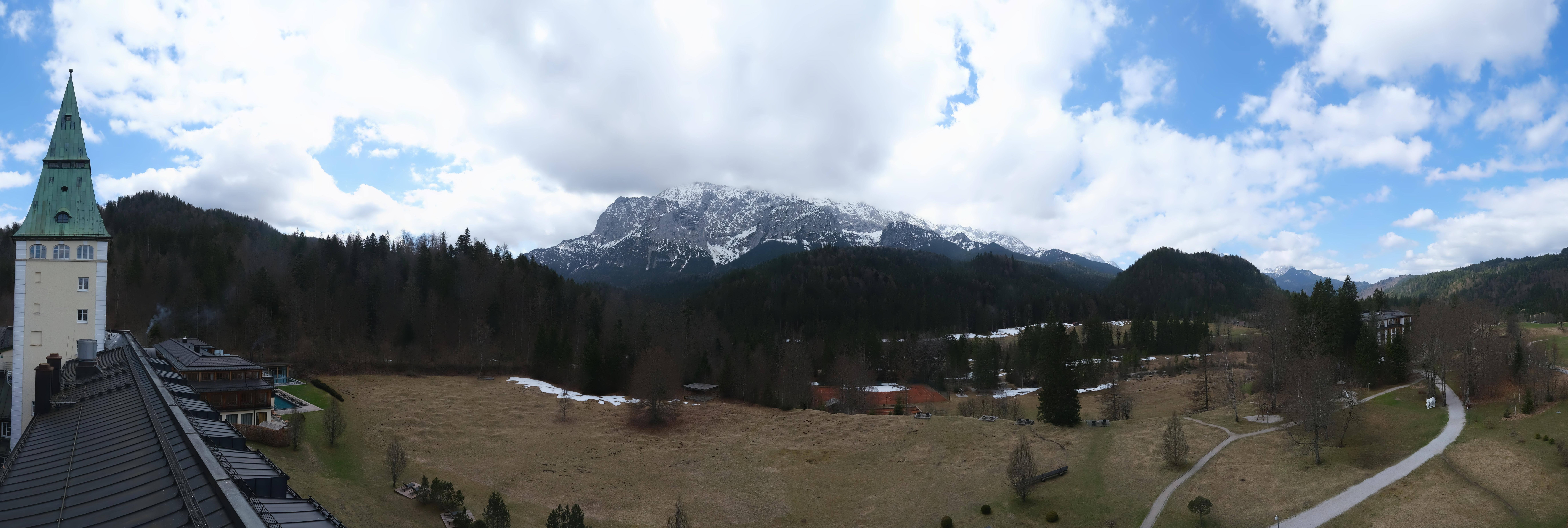 Archiv Foto Webcam Garmisch-Partenkirchen: Schloss Elmau